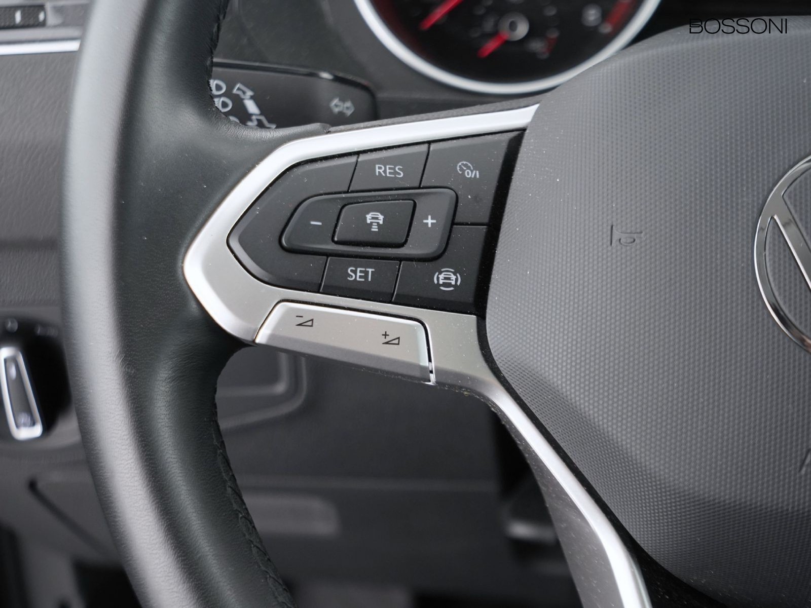 23 - Volkswagen Tiguan 1.5 tsi act 130cv life