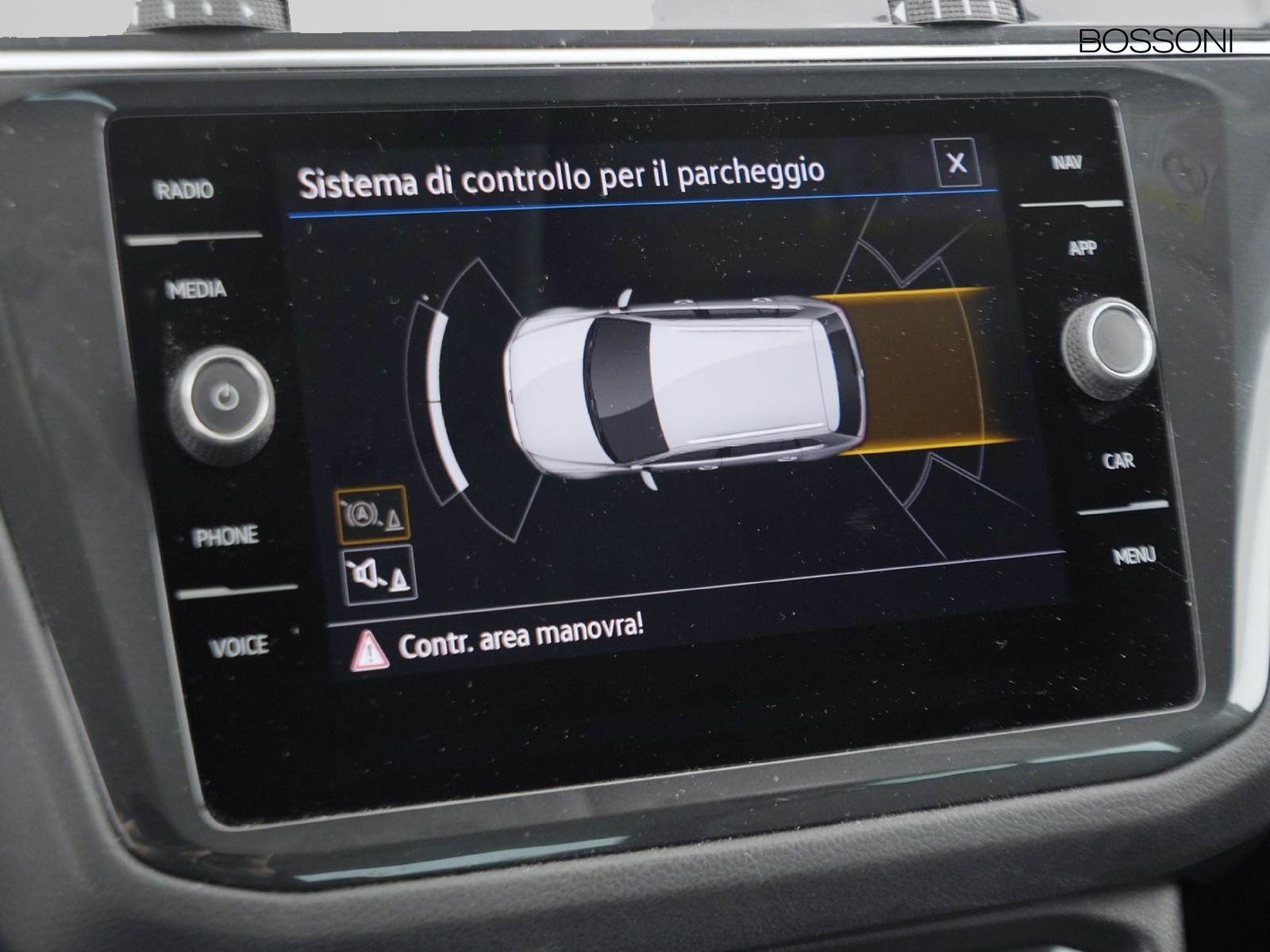 27 - Volkswagen Tiguan 1.5 tsi act 130cv life