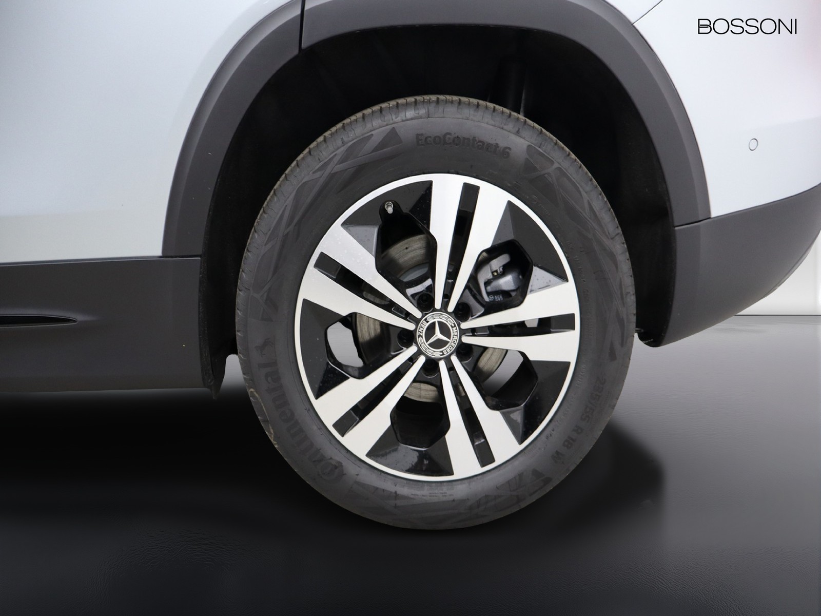 4 - Mercedes GLB 200 d progressive advanced plus 8g-dct