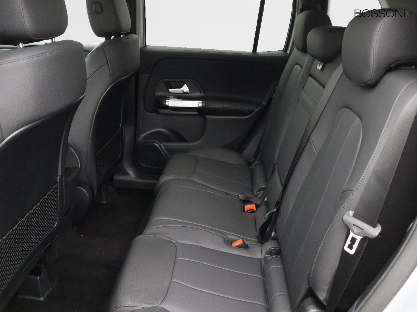 8 - Mercedes GLB 200 d progressive advanced plus 8g-dct