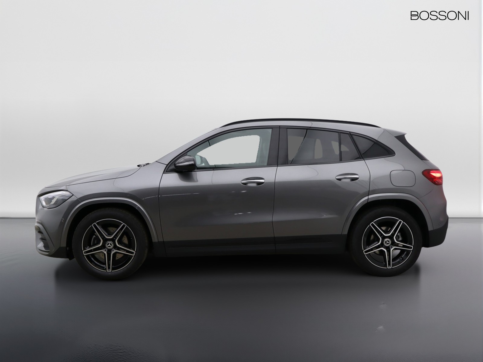 3 - Mercedes GLA 180 d amg line advanced plus 8g-dct