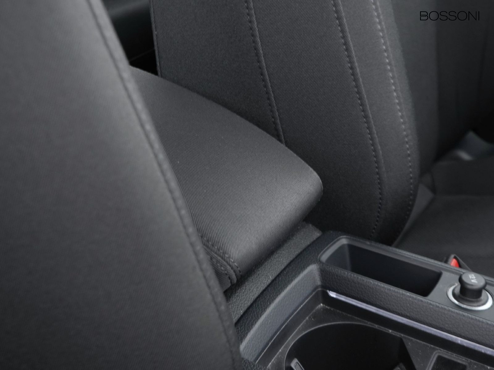 17 - Audi Q3 sportback 45 1.4 tfsi e s line edition s tronic