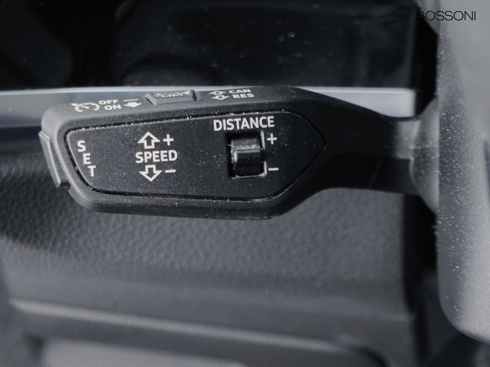 23 - Audi Q3 sportback 45 1.4 tfsi e s line edition s tronic