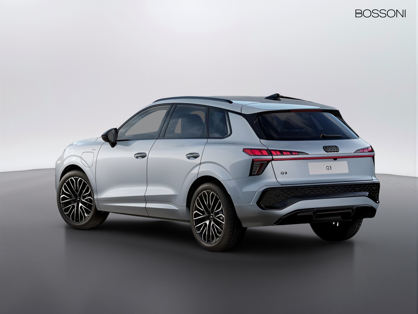 6 - Audi Q3 1.5 e-hybrid 272cv s line edition s tronic