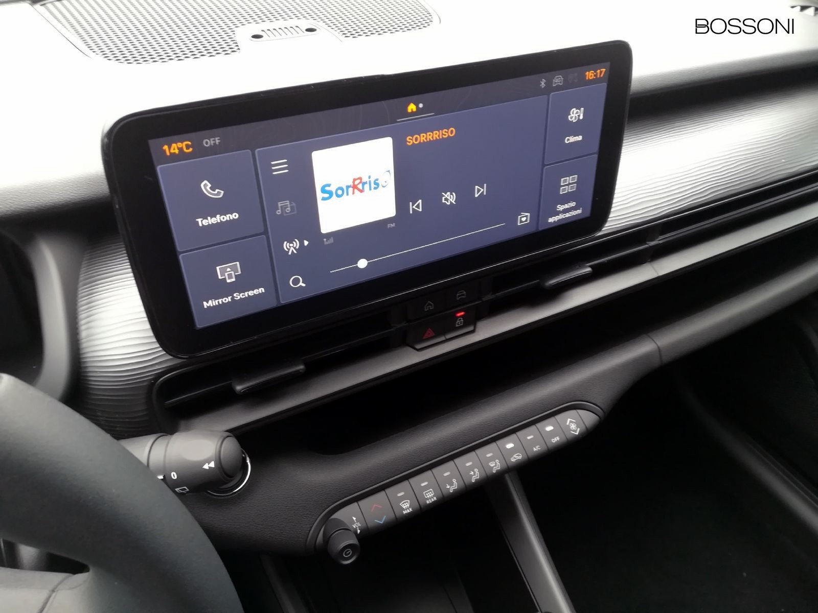 16 - Jeep Avenger 1.2 turbo 100cv longitude fwd