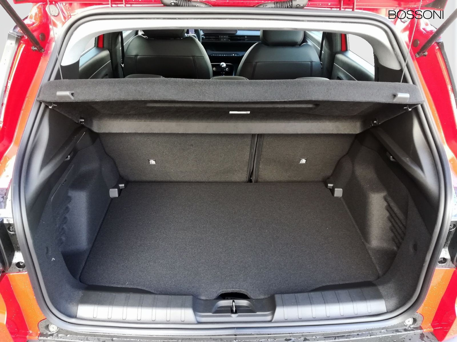 6 - Jeep Avenger 1.2 turbo 100cv altitude fwd