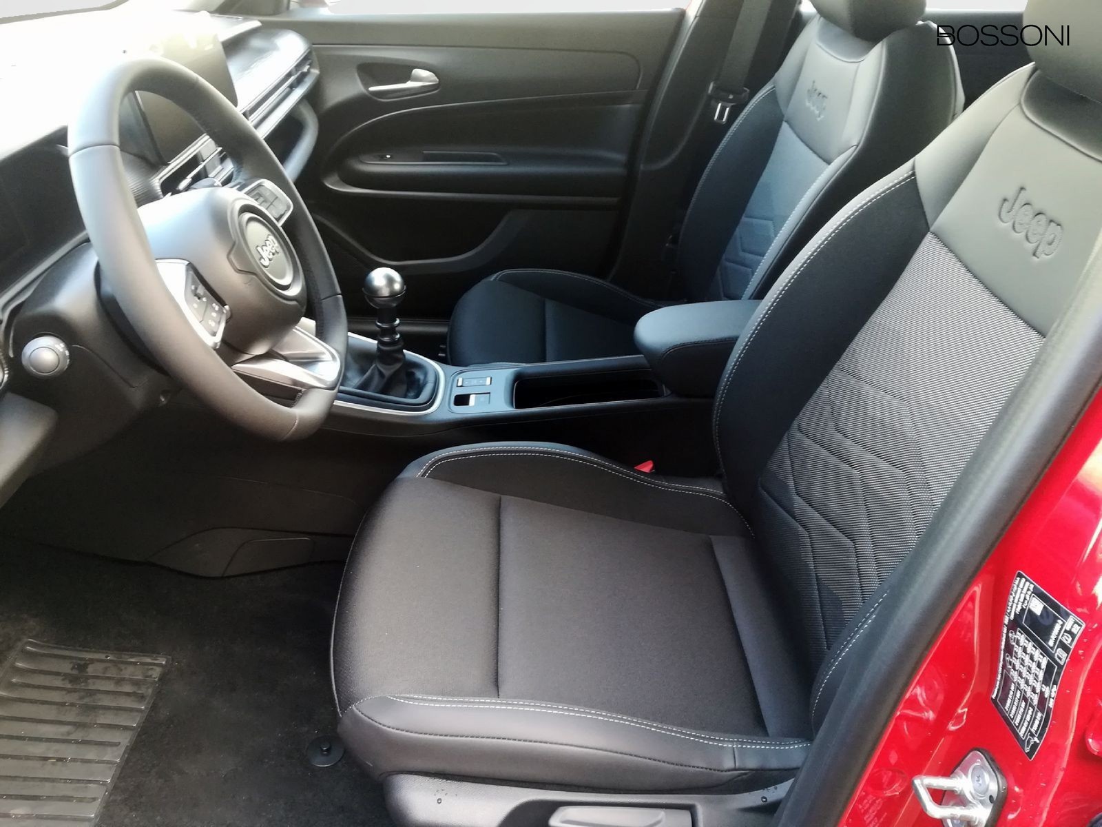 11 - Jeep Avenger 1.2 turbo 100cv altitude fwd