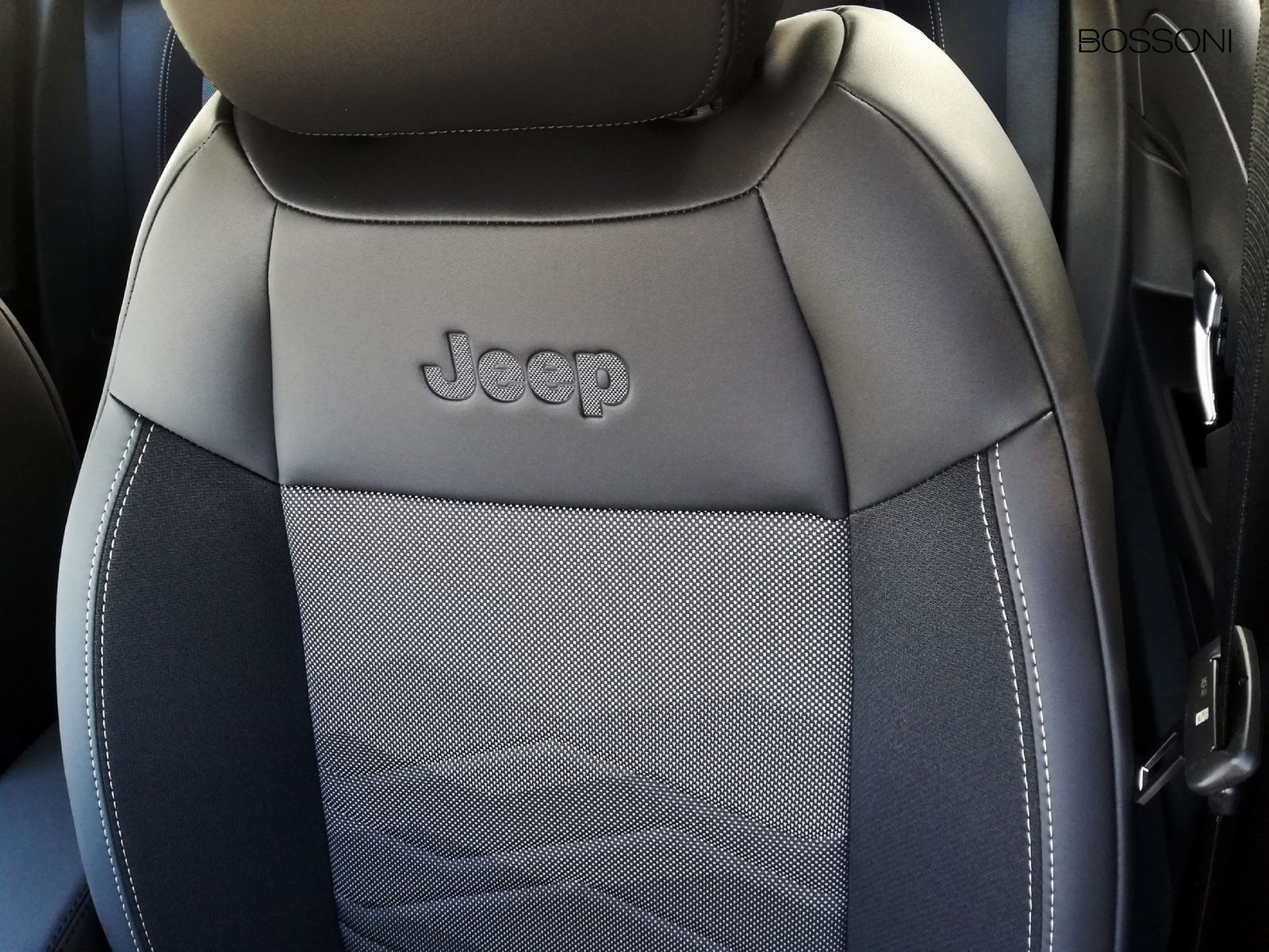 22 - Jeep Avenger 1.2 turbo 100cv altitude fwd