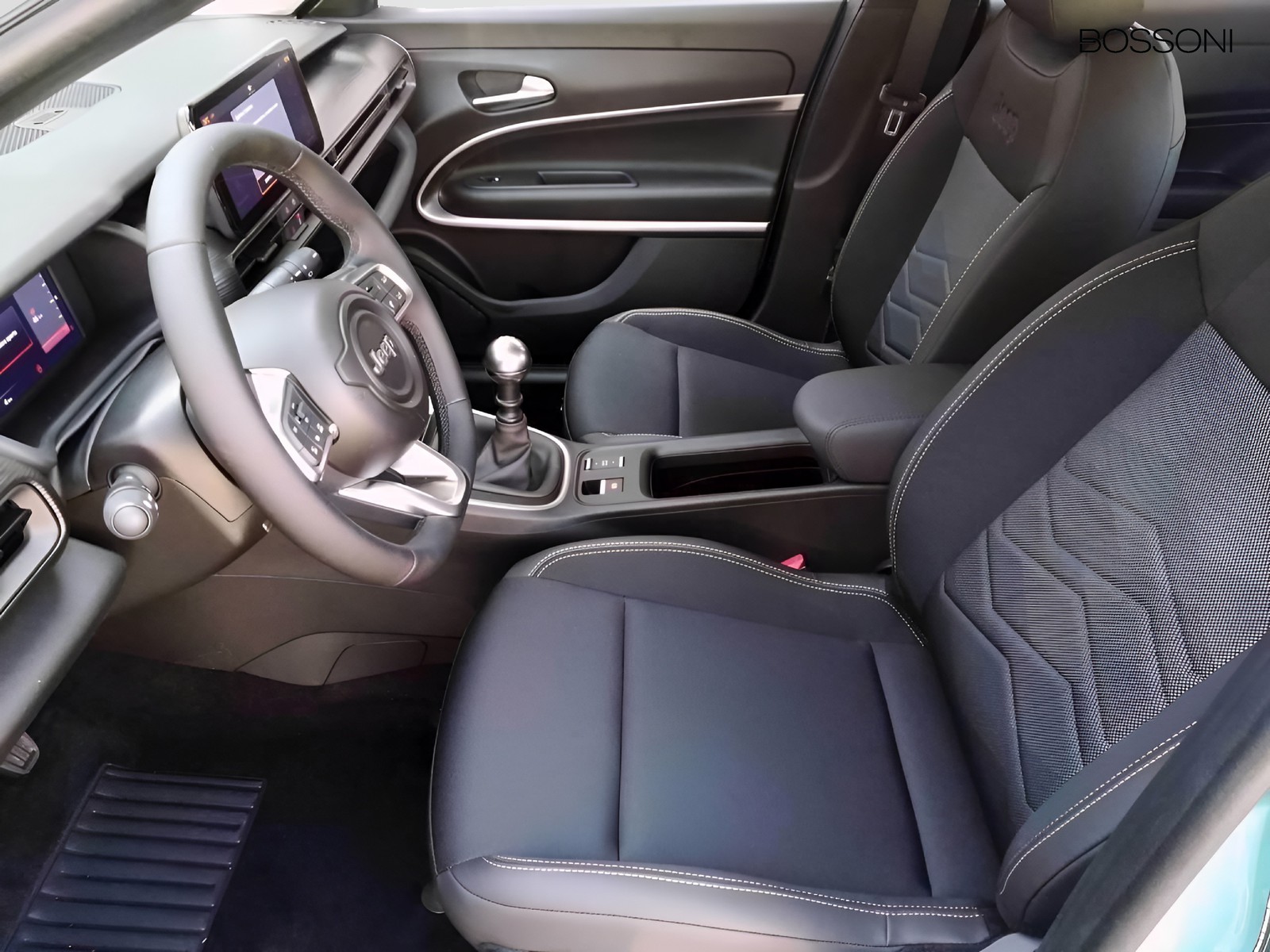 9 - Jeep Avenger 1.2 turbo 100cv altitude fwd