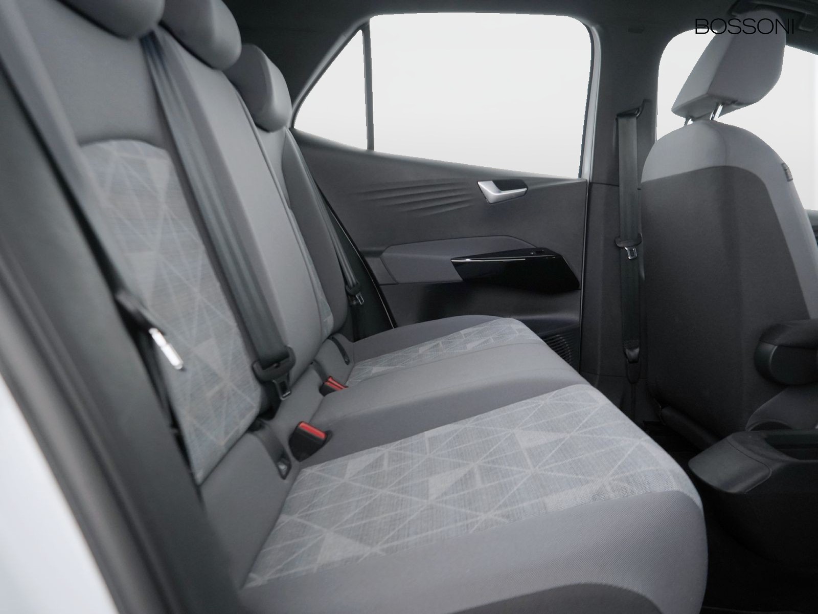 9 - Volkswagen ID.3 58 kwh pro performance active