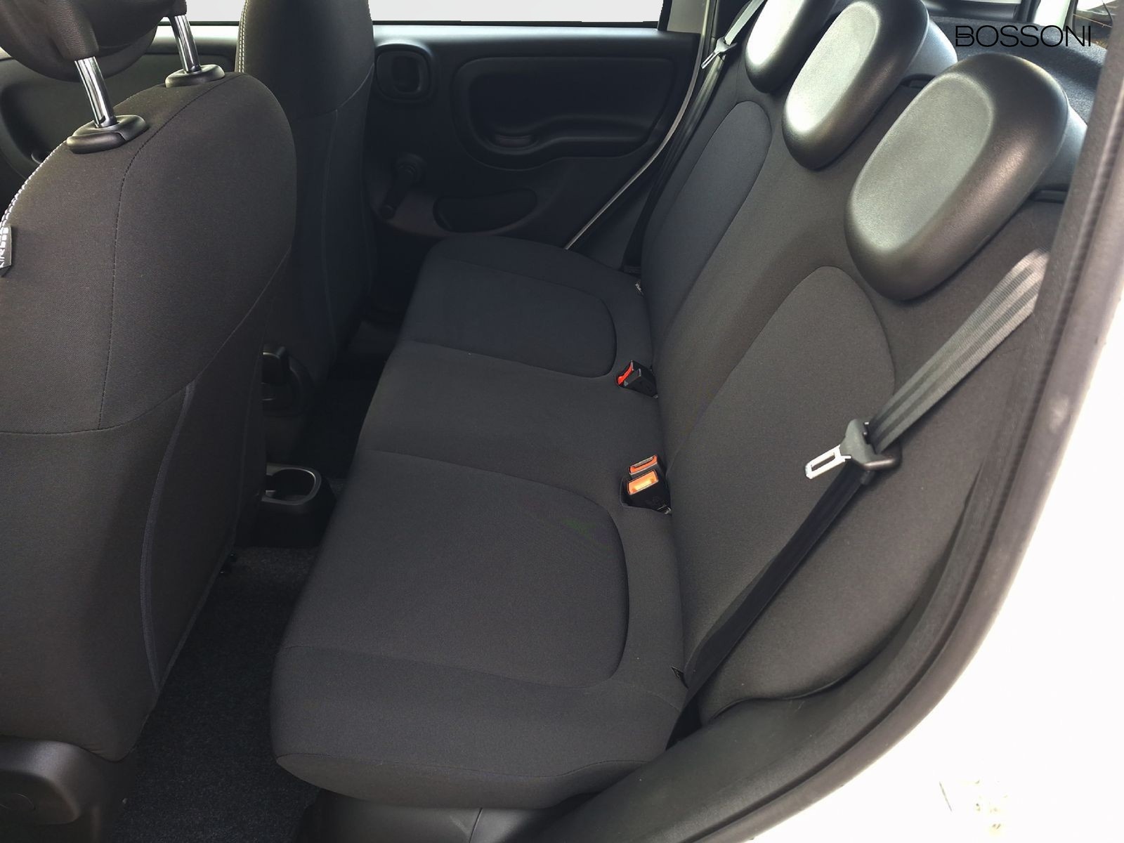 12 - Fiat Pandina 1.0 firefly hybrid 65cv icon s&s 5p.ti