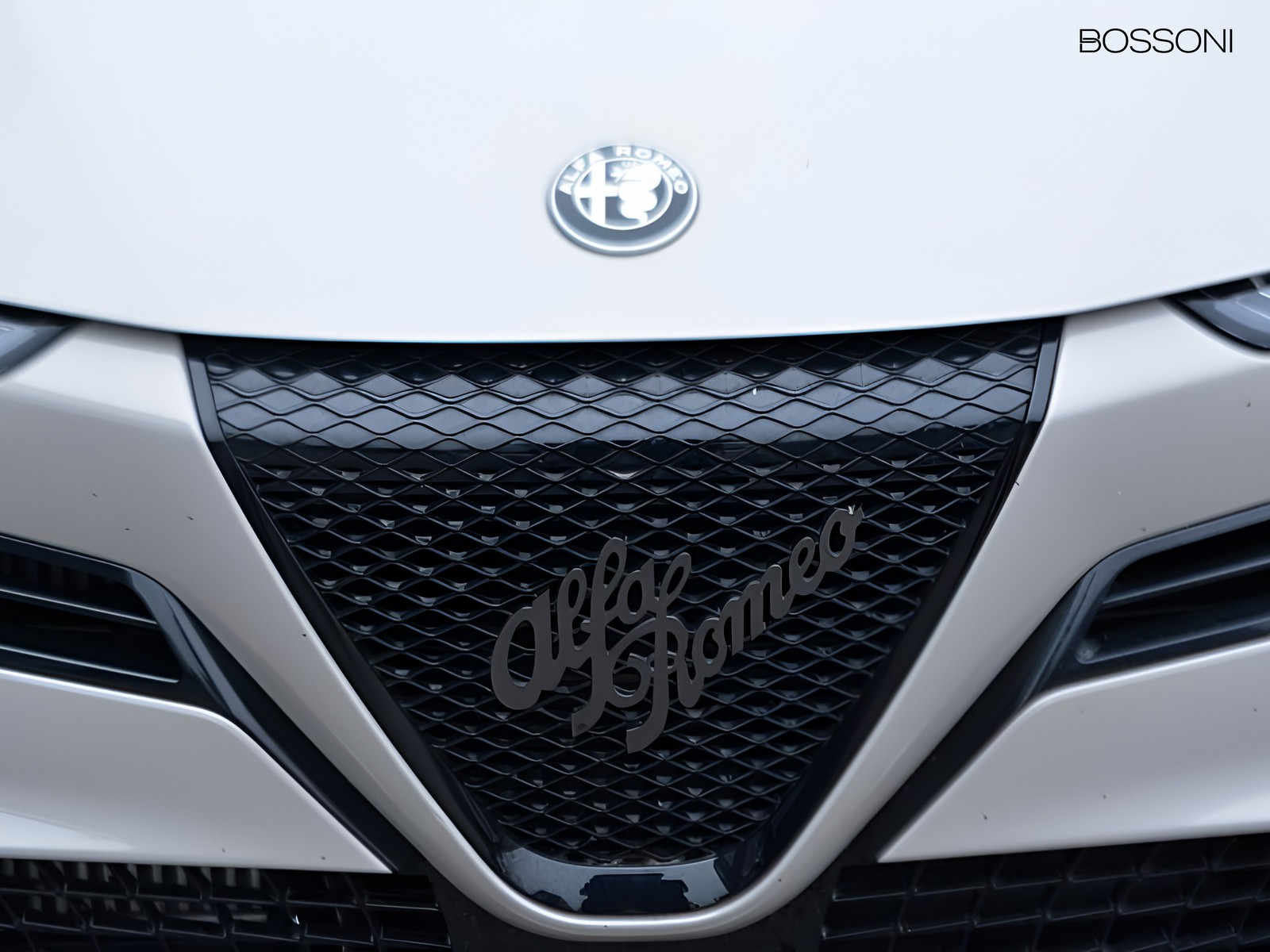 21 - Alfa Romeo Junior 1.2 hybrid 145cv ibrida edct6