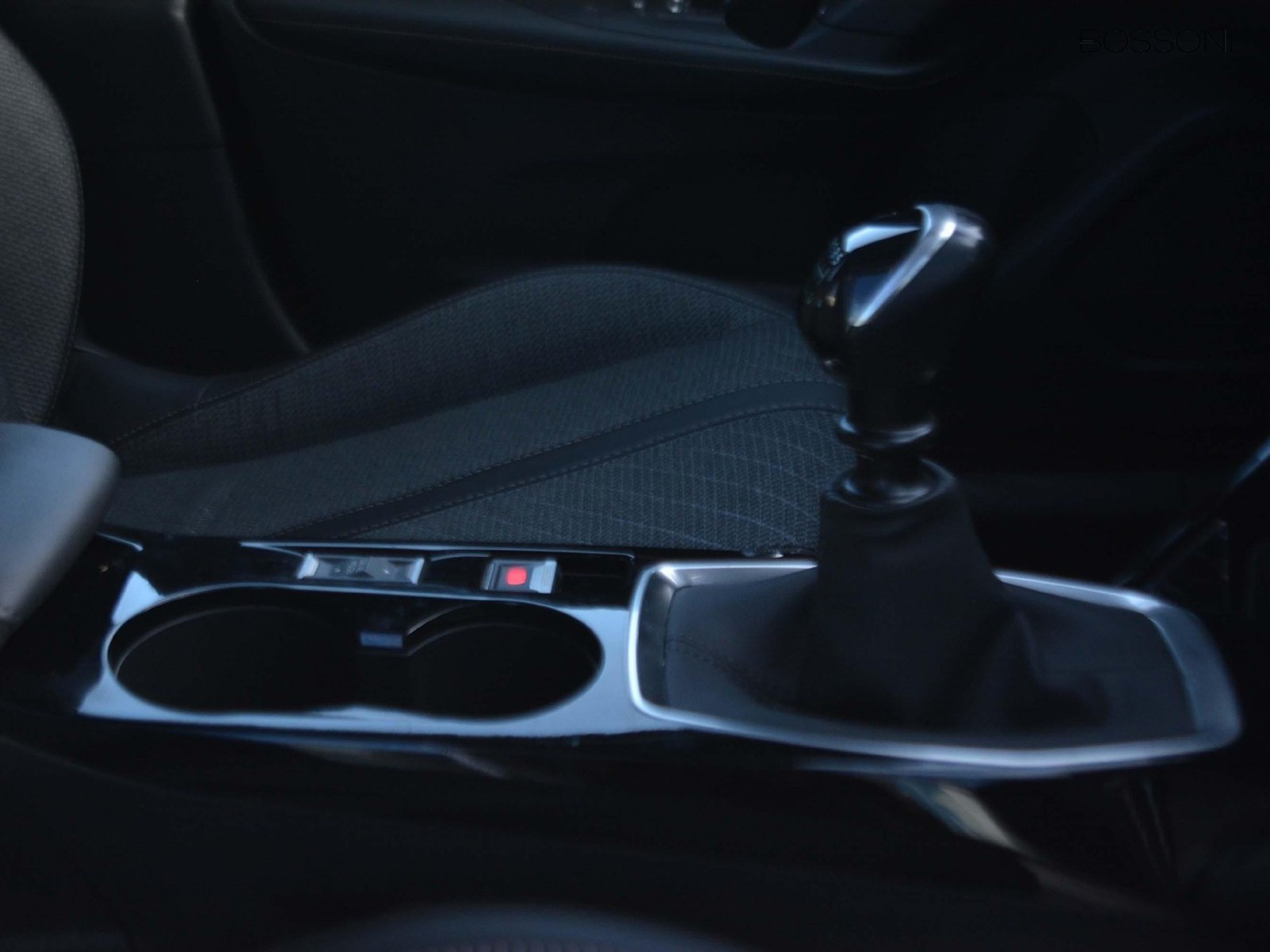 12 - Peugeot 2008 1.2 puretech 100cv allure s&s