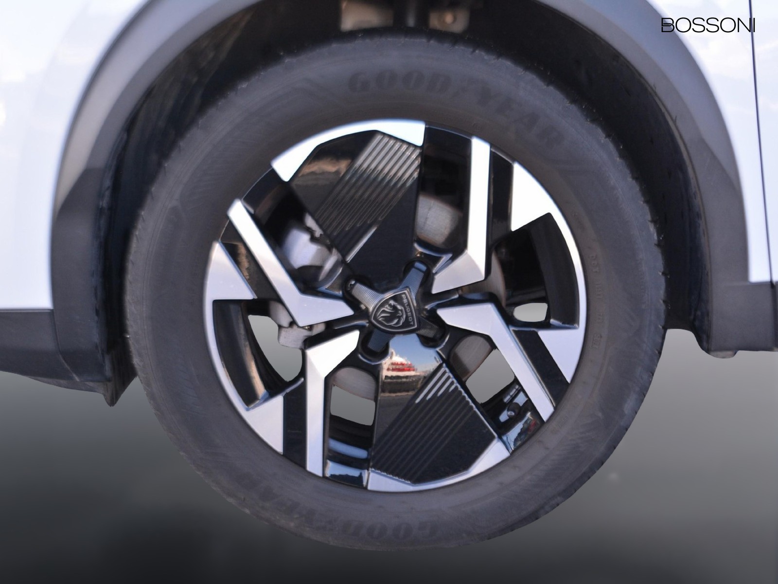 15 - Peugeot 2008 1.2 puretech 100cv allure s&s