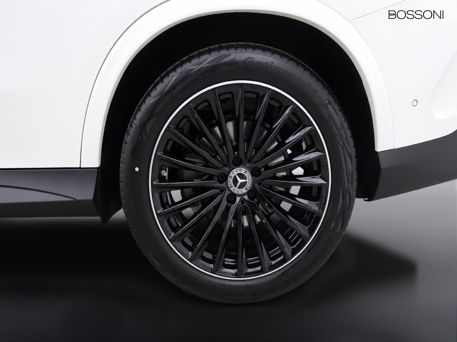 4 - Mercedes GLC coupe 220 d amg line premium 4matic 9g-tronic