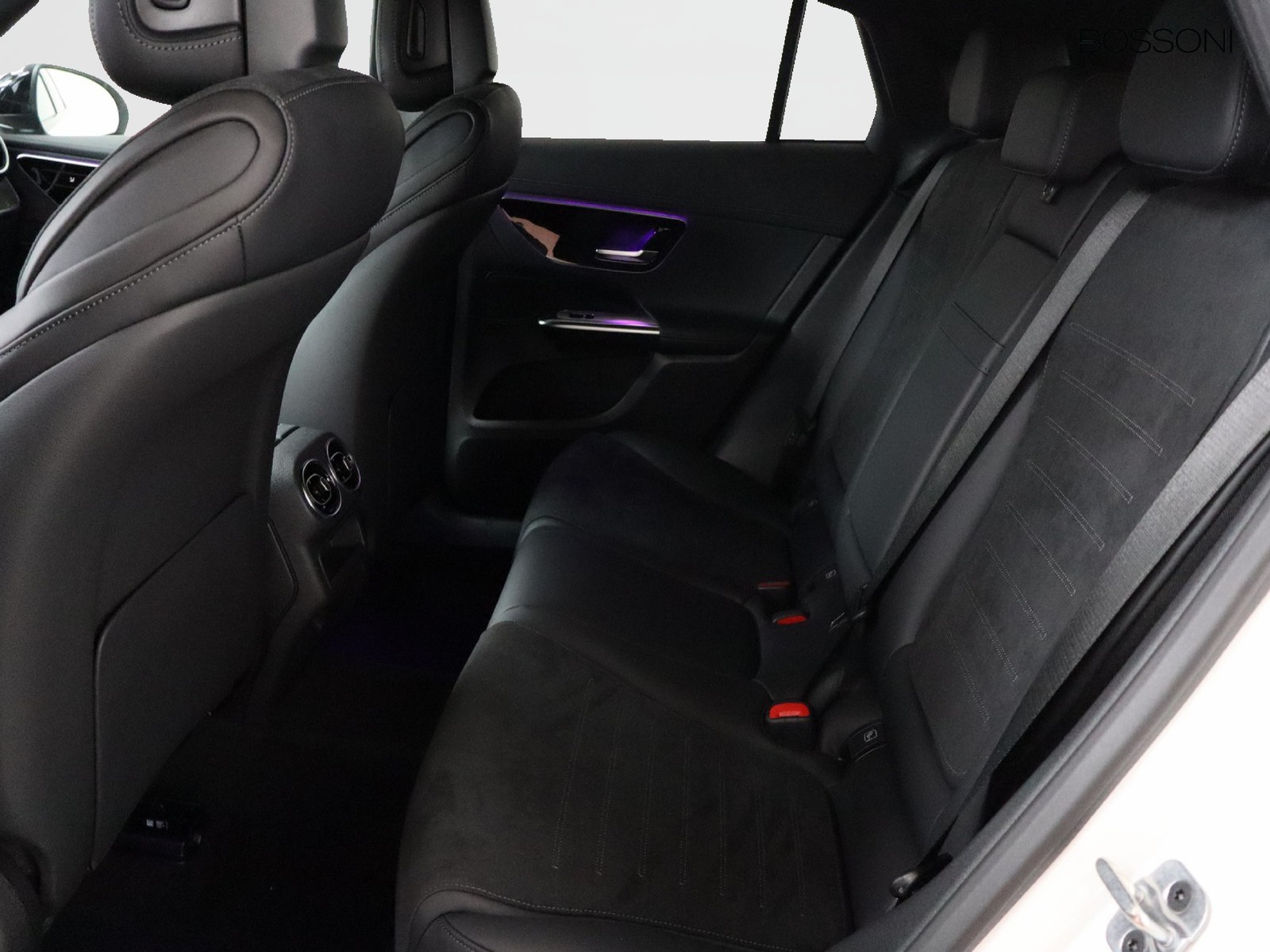 8 - Mercedes GLC coupe 220 d amg line advanced 4matic 9g-tronic