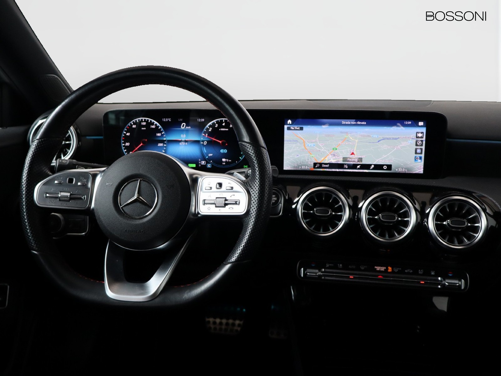 12 - Mercedes Classe A 250 e plug in hybrid (e eq-power) premium plus edition 7g-dct