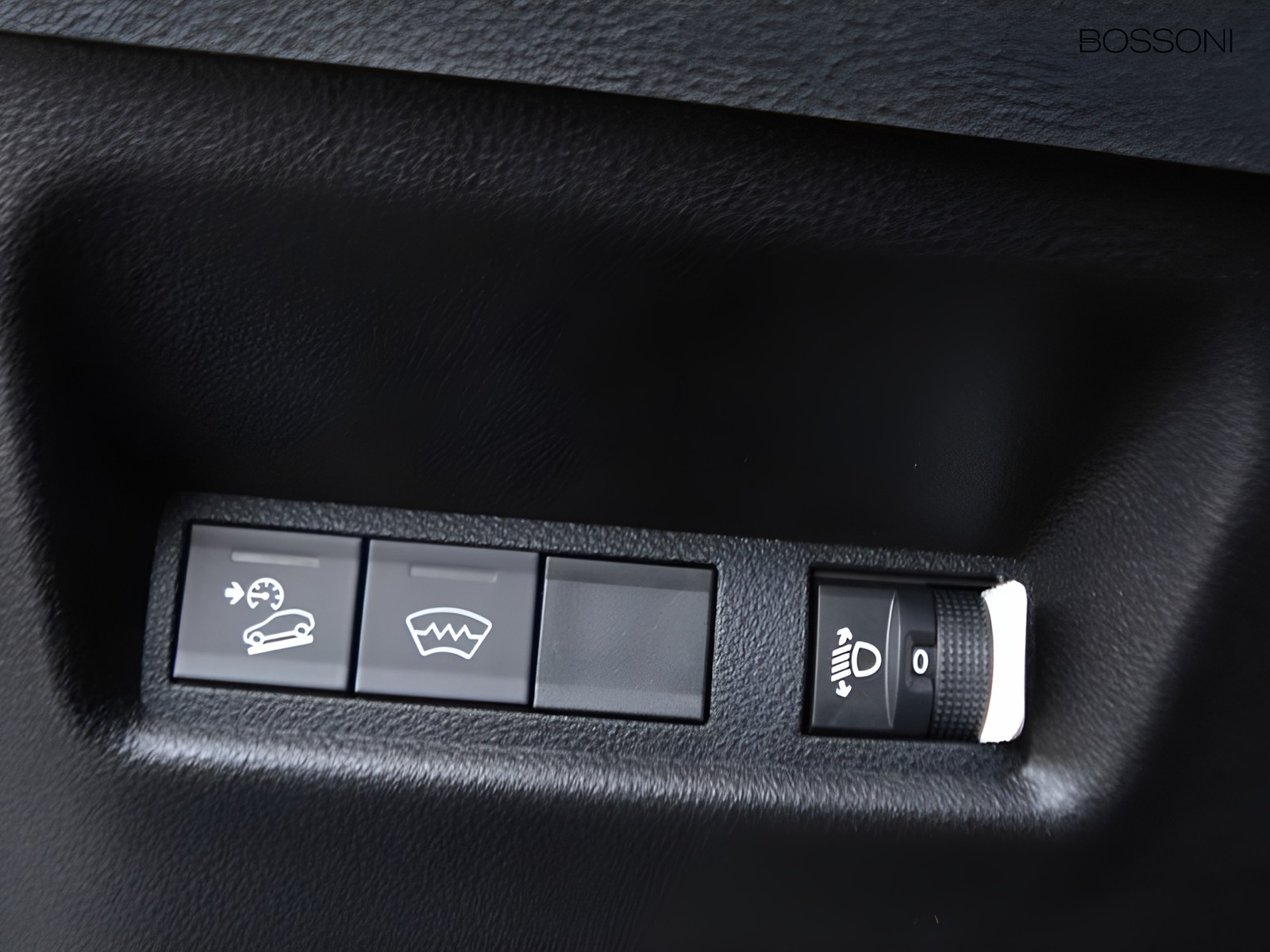 20 - Jeep Avenger 1.2 turbo e-hybrid mhev 110cv summit fwd edct6