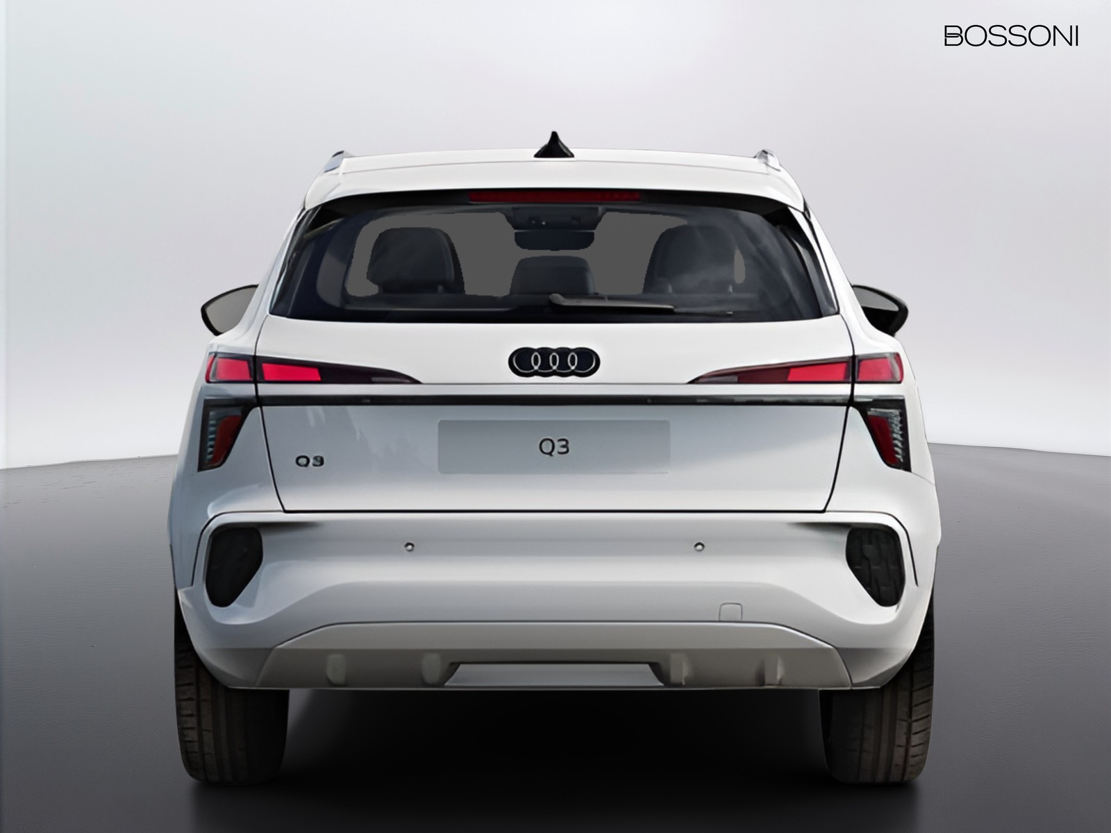 4 - Audi Q3 1.5 tfsi mhev 150cv business