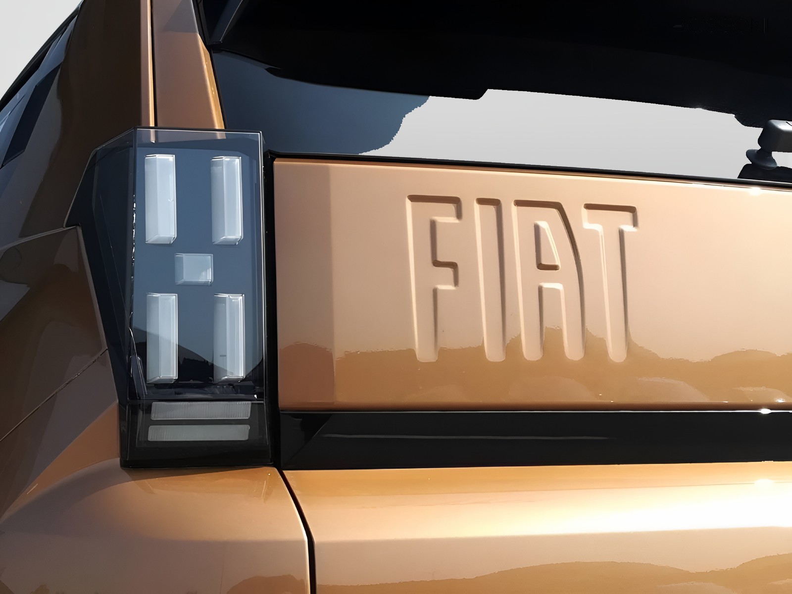 23 - Fiat Grande Panda 44 kwh la prima