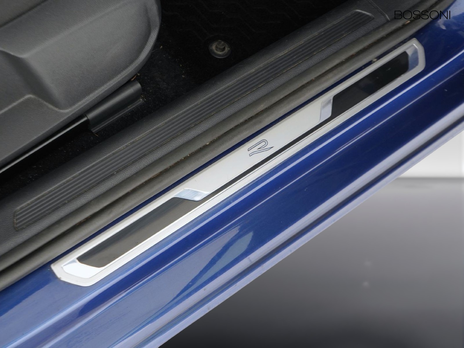 20 - Volkswagen Polo 1.0 tsi 95cv r line