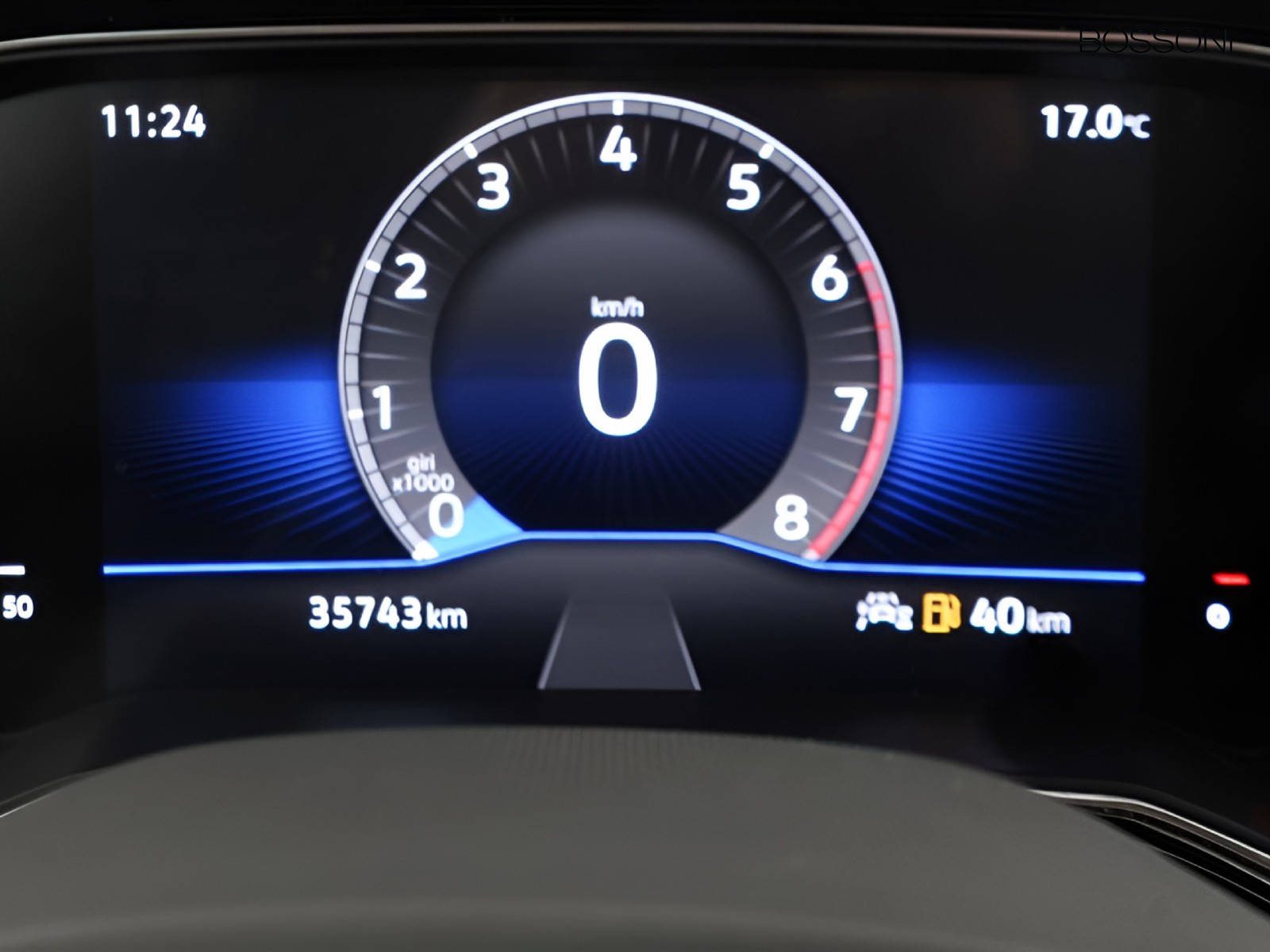 33 - Volkswagen Polo 1.0 tsi 95cv r line