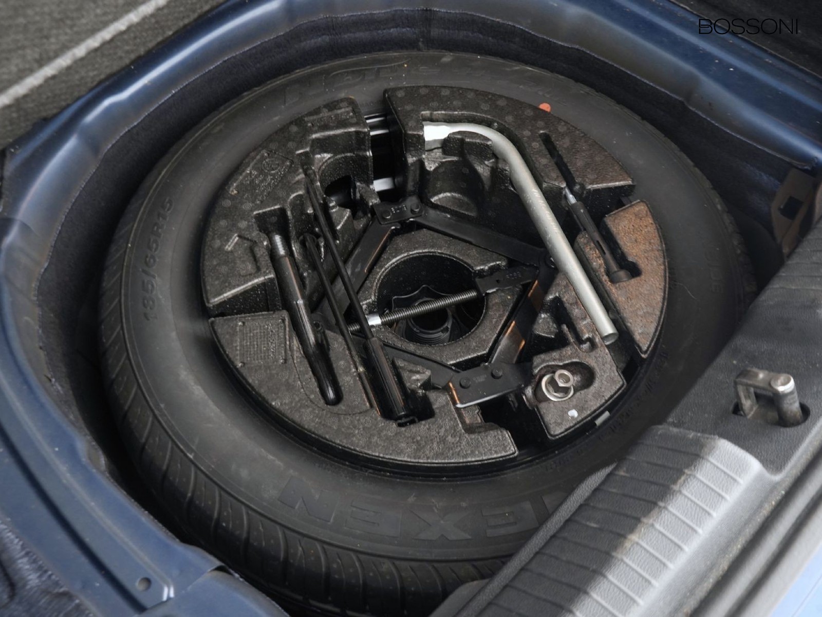 35 - Volkswagen Polo 1.0 tsi 95cv r line