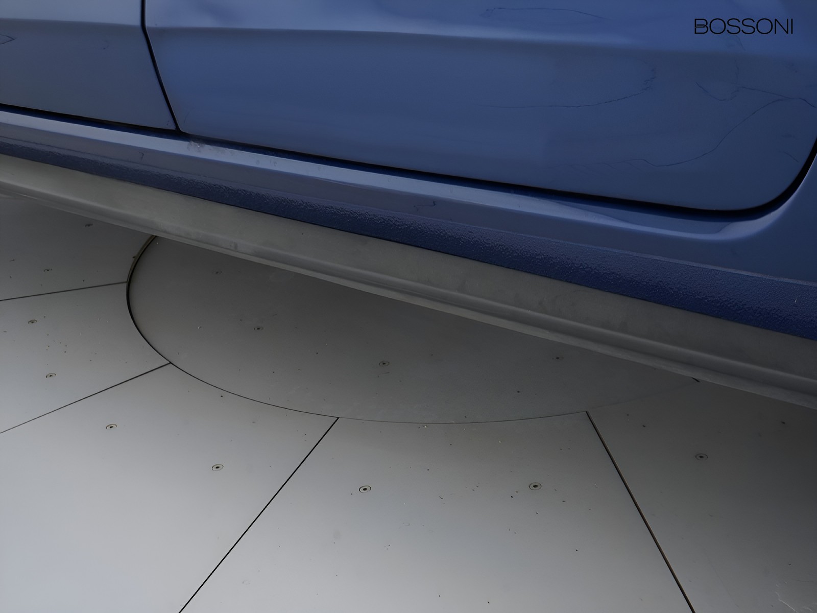 36 - Volkswagen Polo 1.0 tsi 95cv r line