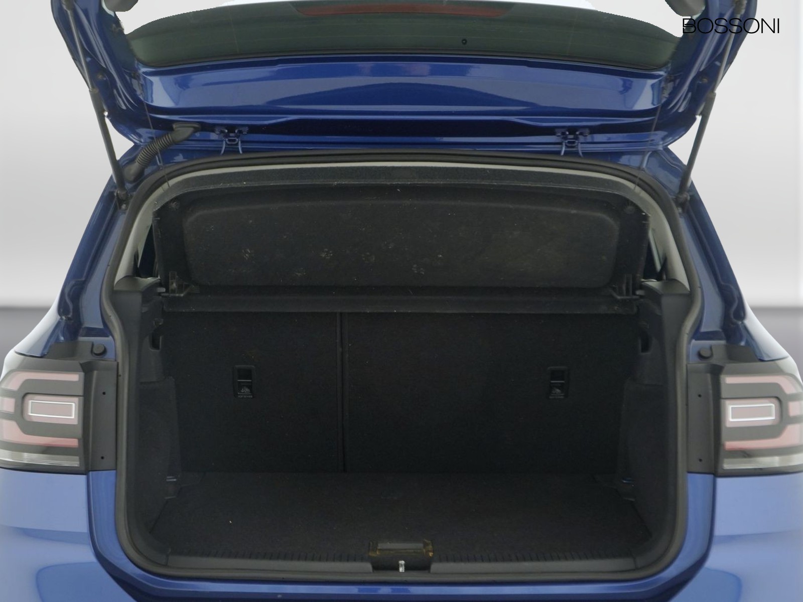 10 - Volkswagen T-Cross 1.0 tsi 110cv style dsg