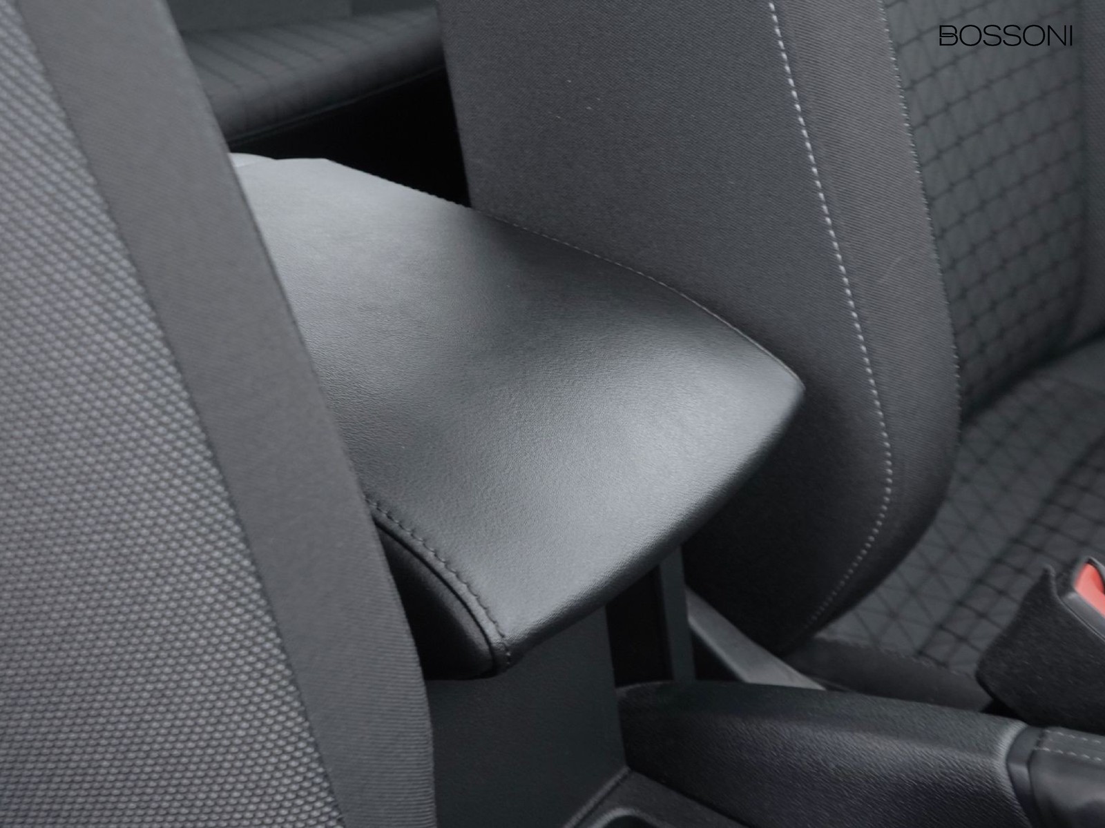 18 - Volkswagen T-Cross 1.0 tsi 110cv style dsg