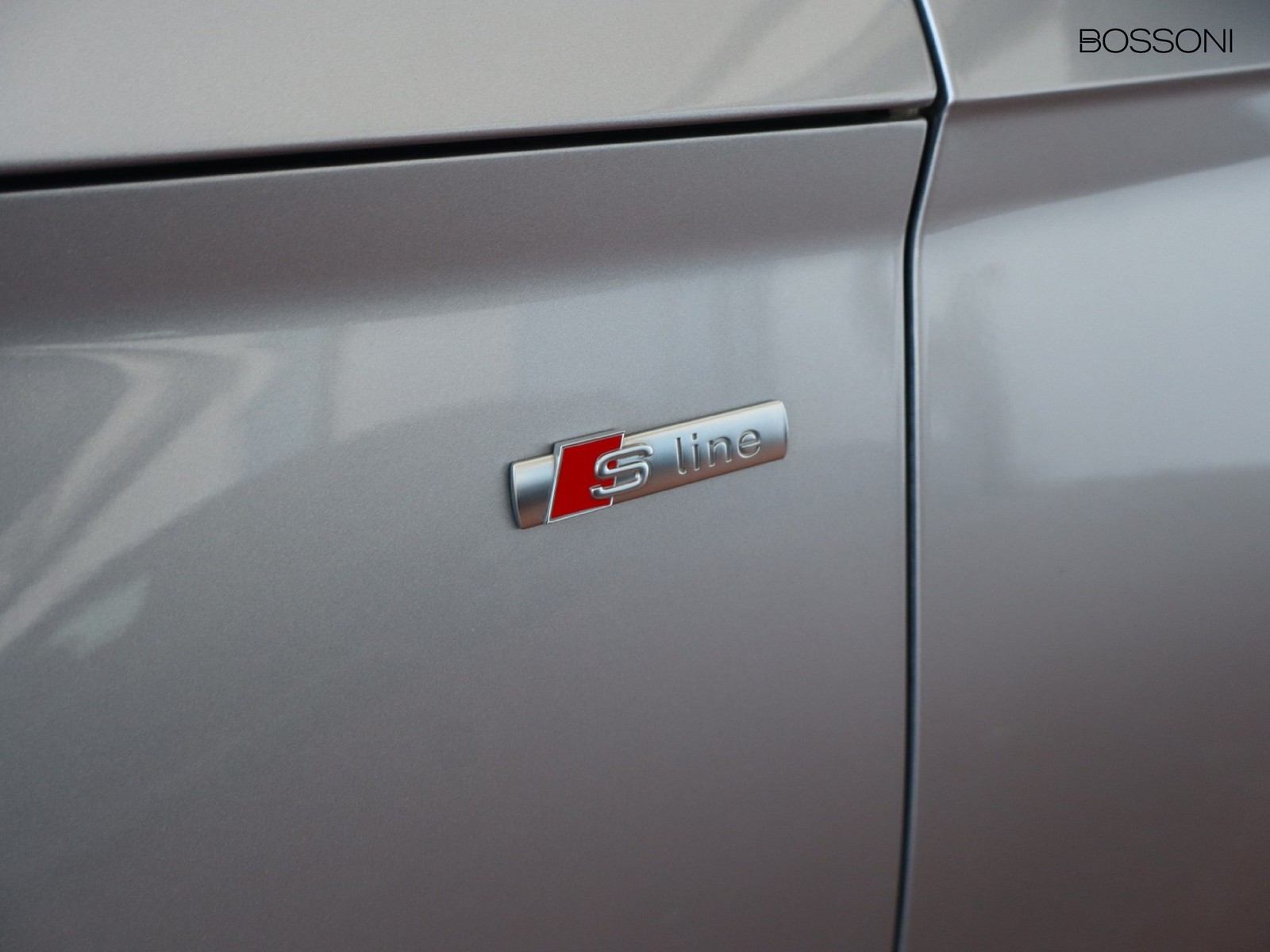 18 - Audi Q5 sportback 40 2.0 tdi mhev 12v s line plus quattro s tronic