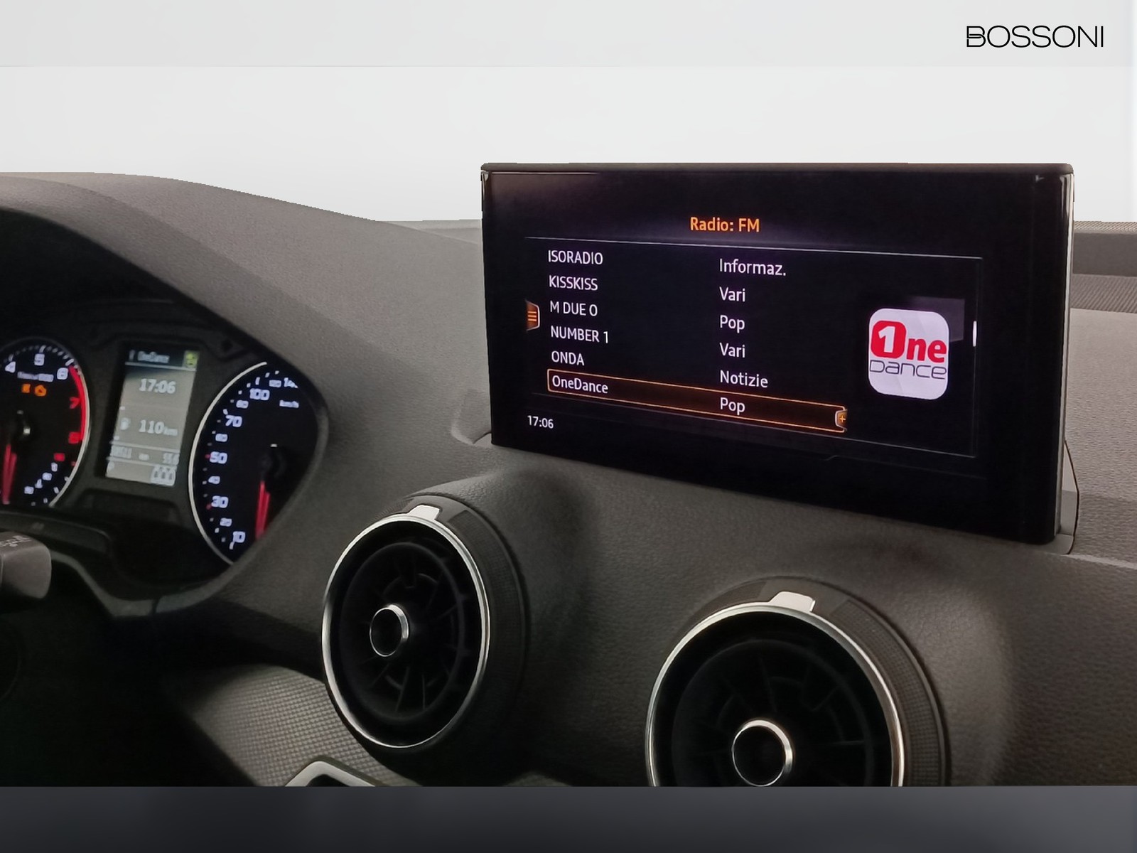 20 - Audi Q2 35 1.5 tfsi admired advanced s tronic