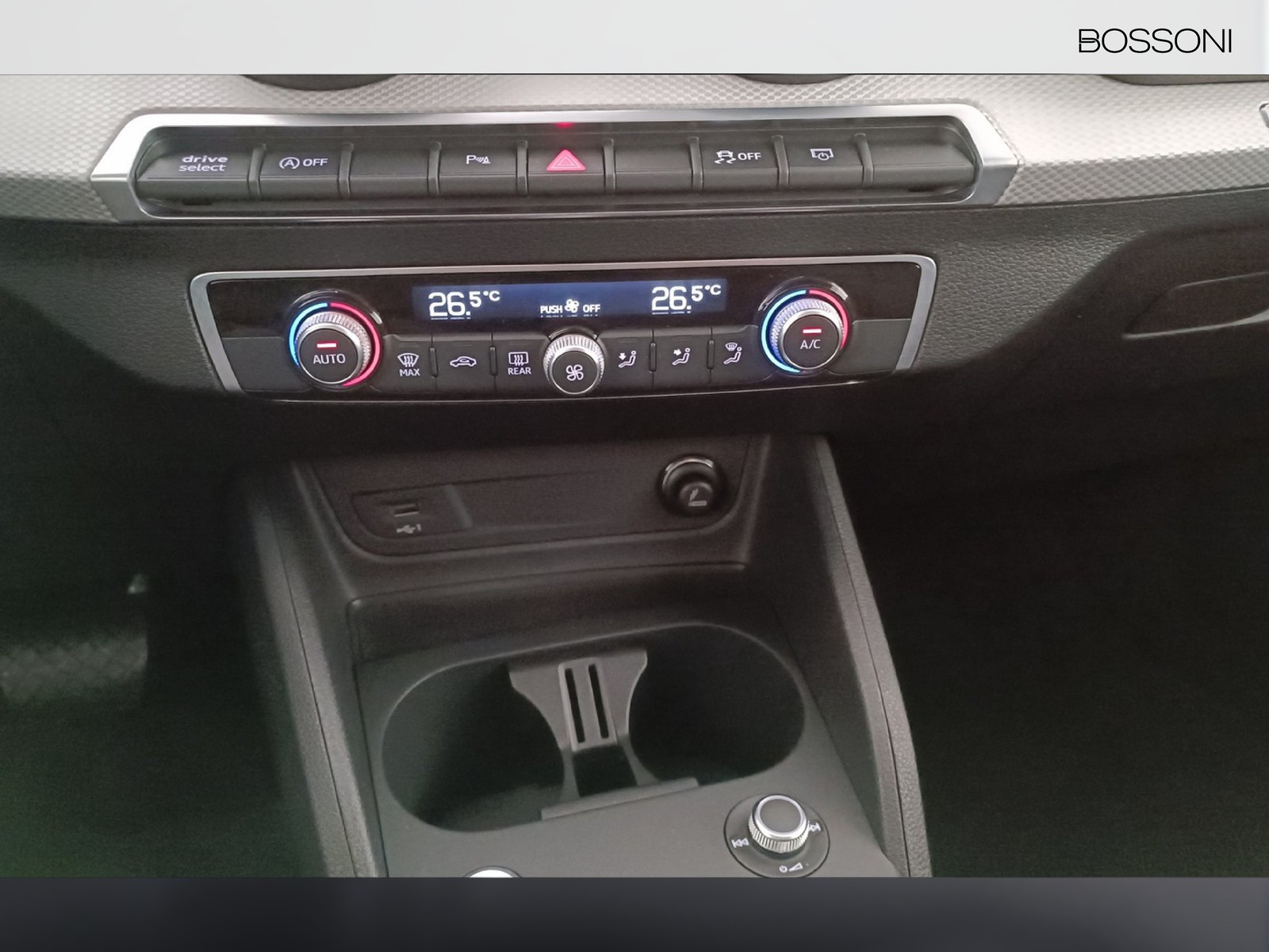 22 - Audi Q2 35 1.5 tfsi admired advanced s tronic