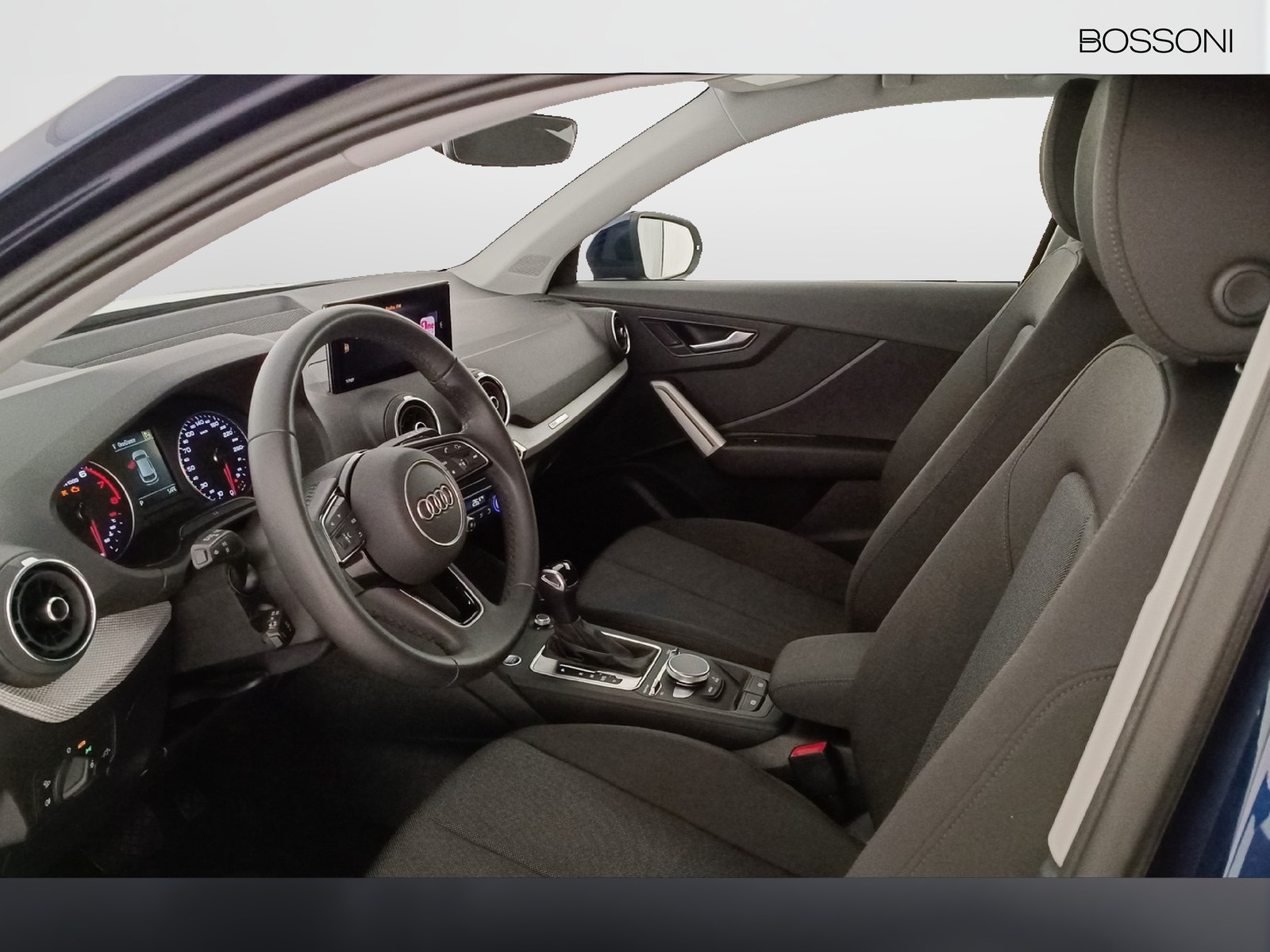 32 - Audi Q2 35 1.5 tfsi admired advanced s tronic