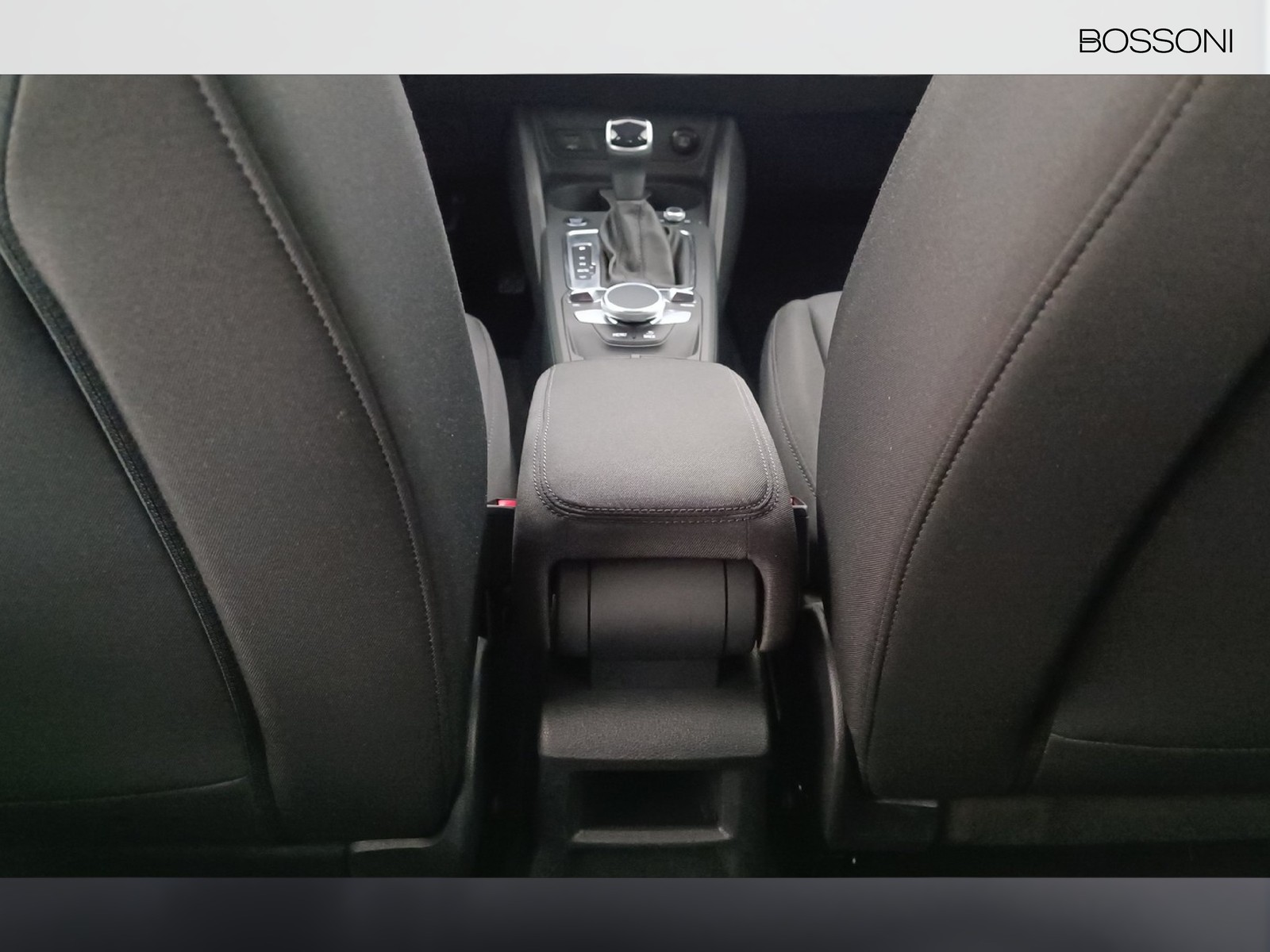 35 - Audi Q2 35 1.5 tfsi admired advanced s tronic