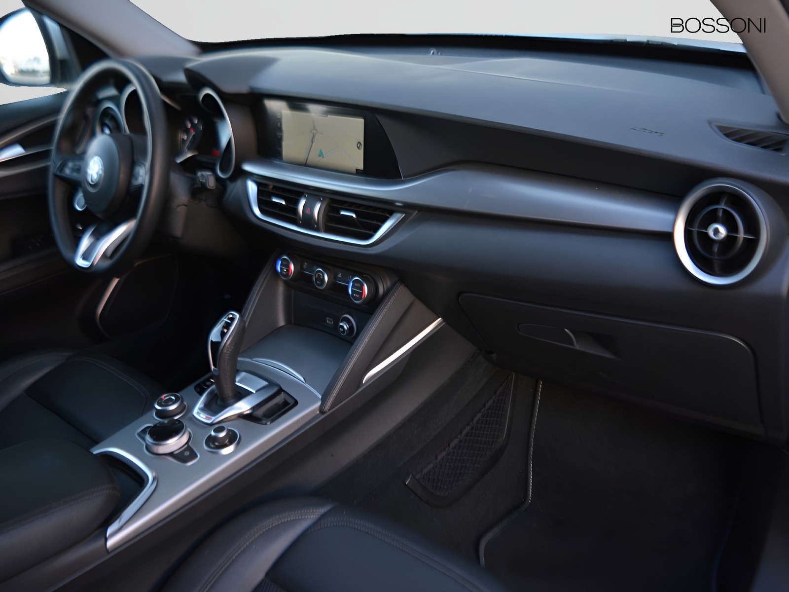 8 - Alfa Romeo Stelvio 2.2 turbo 190cv sprint q4 at8