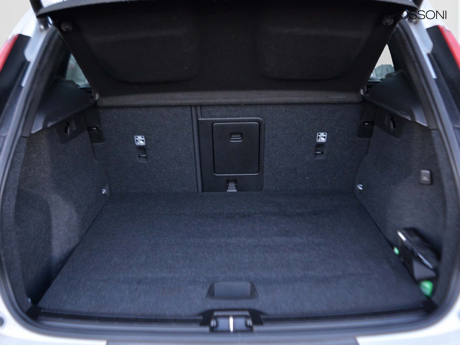 16 - Volvo XC40 1.5 t5 recharge plug-in-hybrid inscription expression geartronic my21