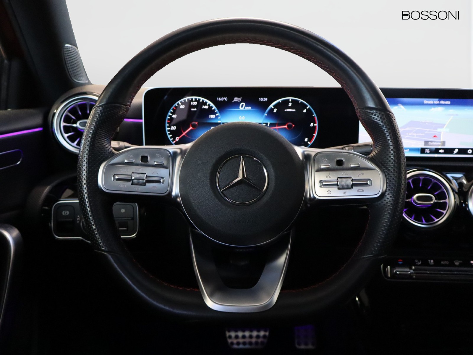 18 - Mercedes Classe A 220 d premium 8g-dct