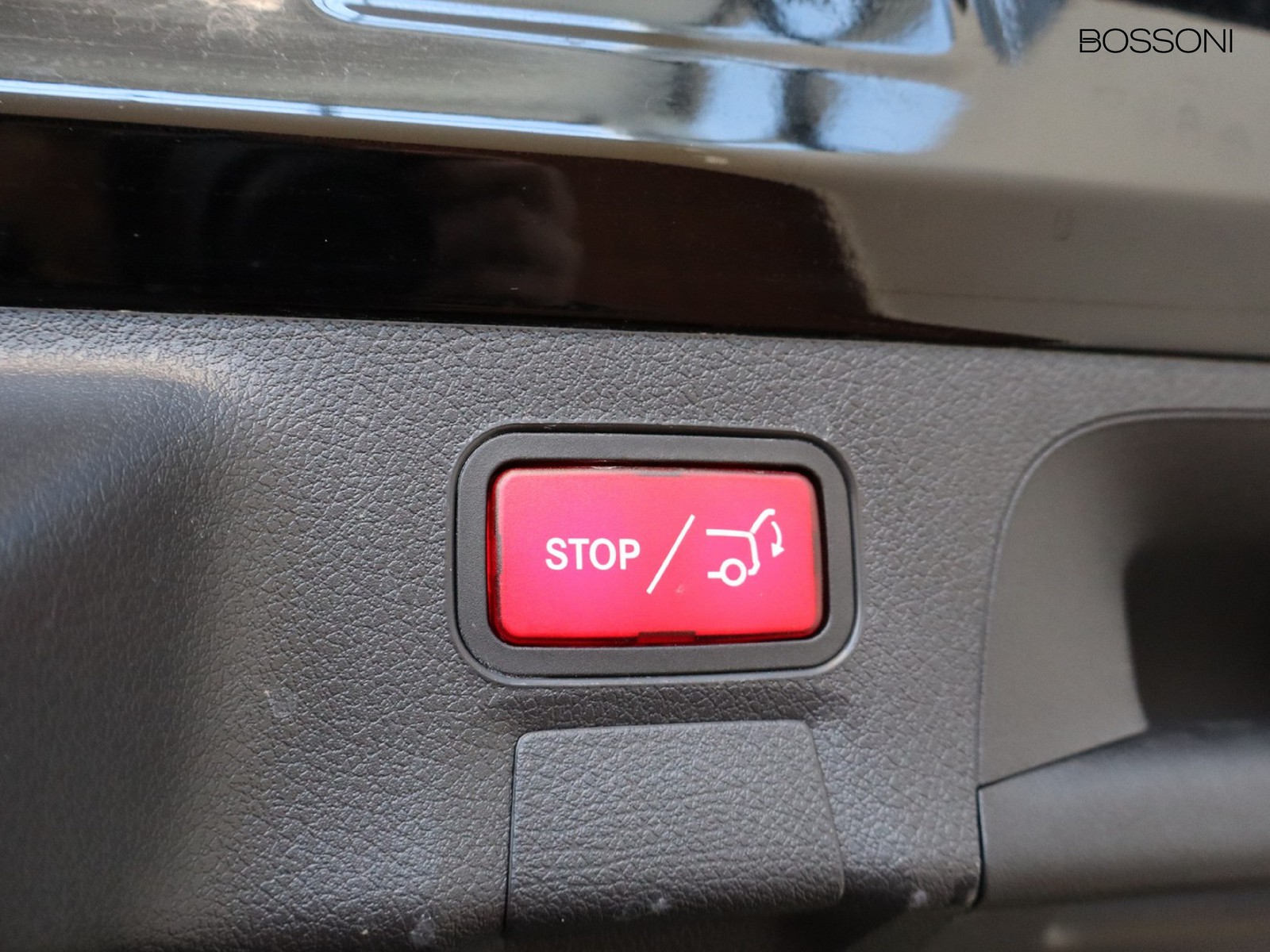 17 - Mercedes CLA shooting brake 180 d advanced 8g-dct