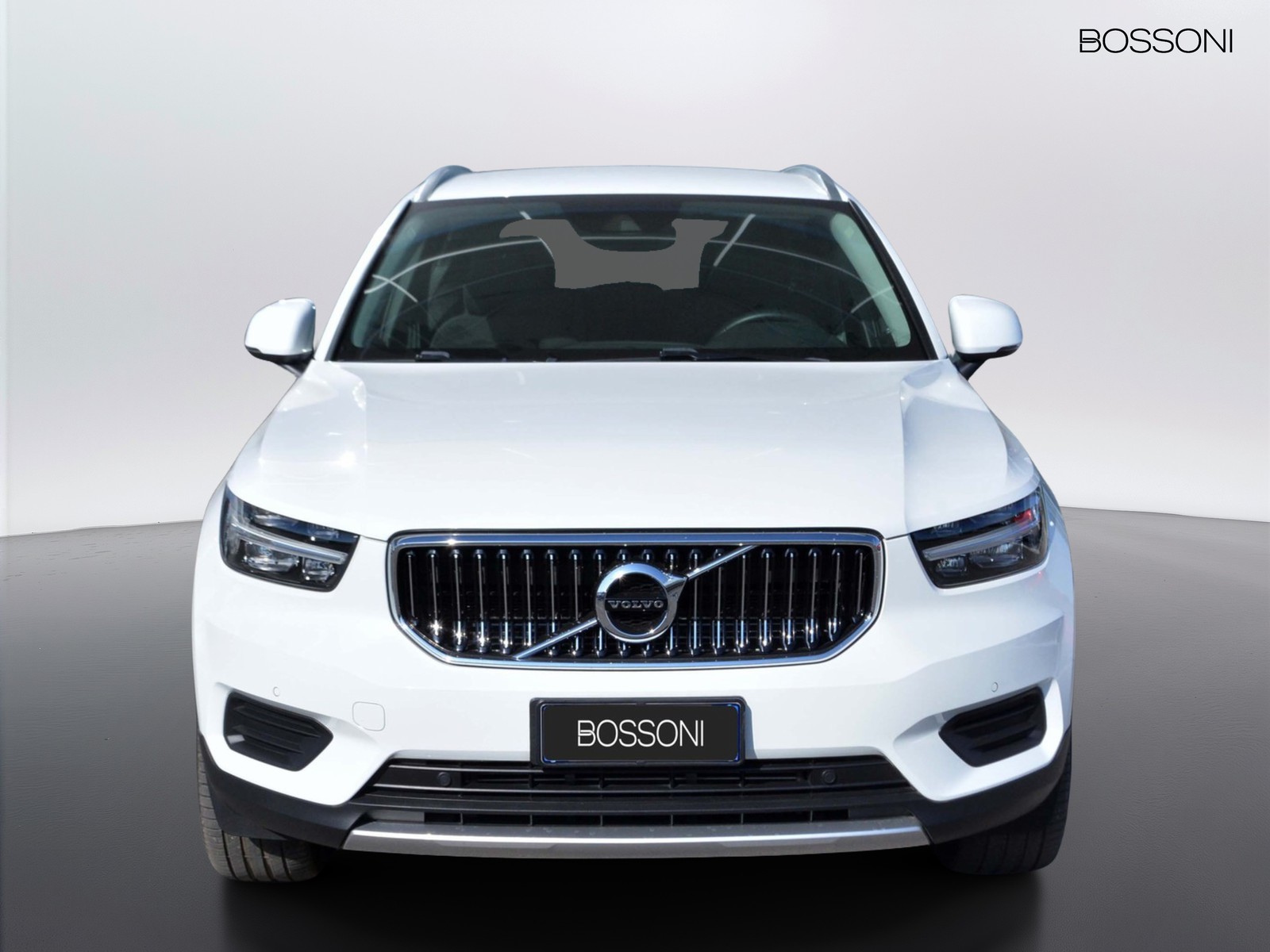 2 - Volvo XC40 1.5 t4 recharge plug-in-hybrid inscription expression geartronic my21