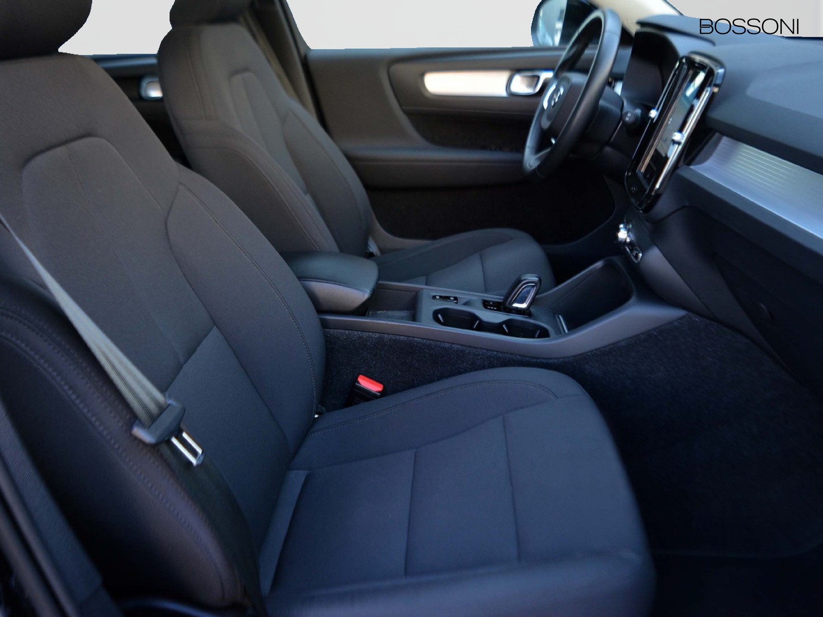 5 - Volvo XC40 1.5 t5 recharge plug-in-hybrid inscription expression geartronic my21