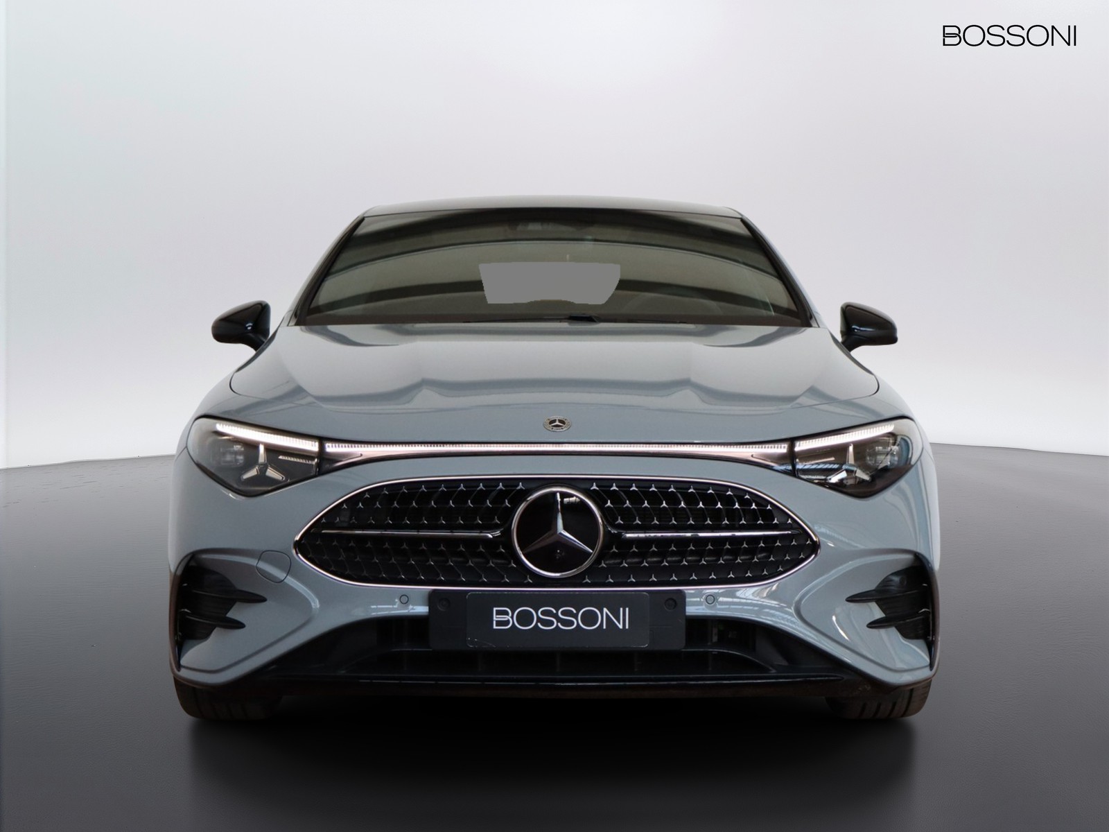 2 - Mercedes CLA 200 premium auto