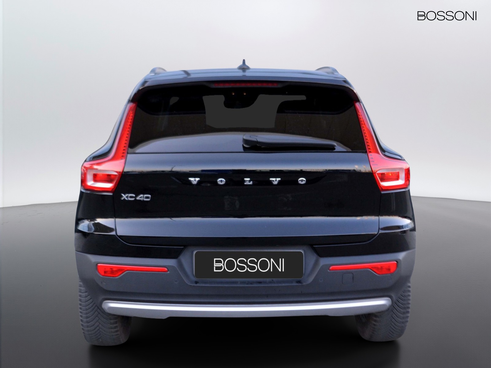 4 - Volvo XC40 1.5 t3 163cv momentum pro geartronic my21