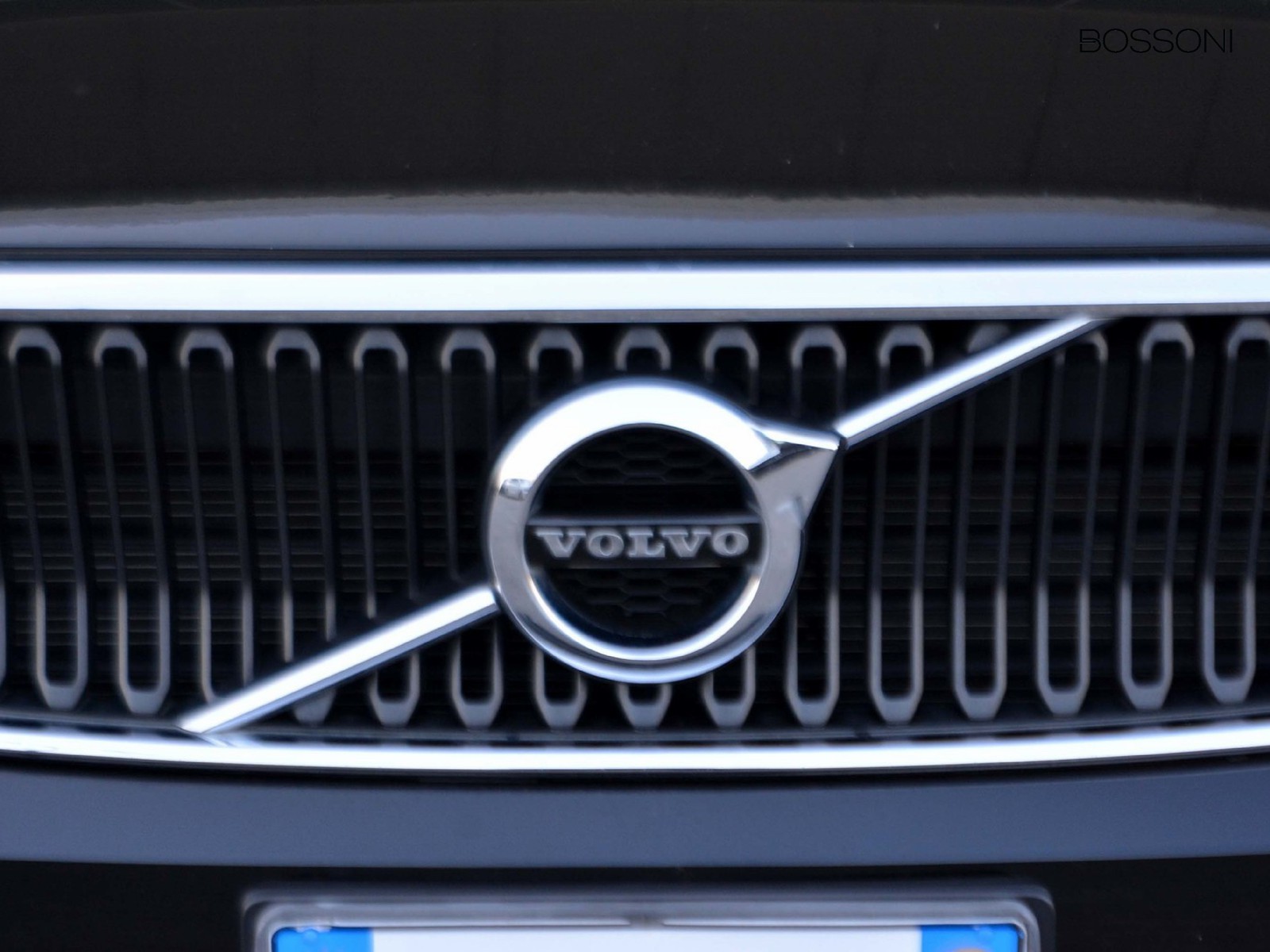 20 - Volvo XC40 1.5 t3 163cv momentum pro geartronic my21