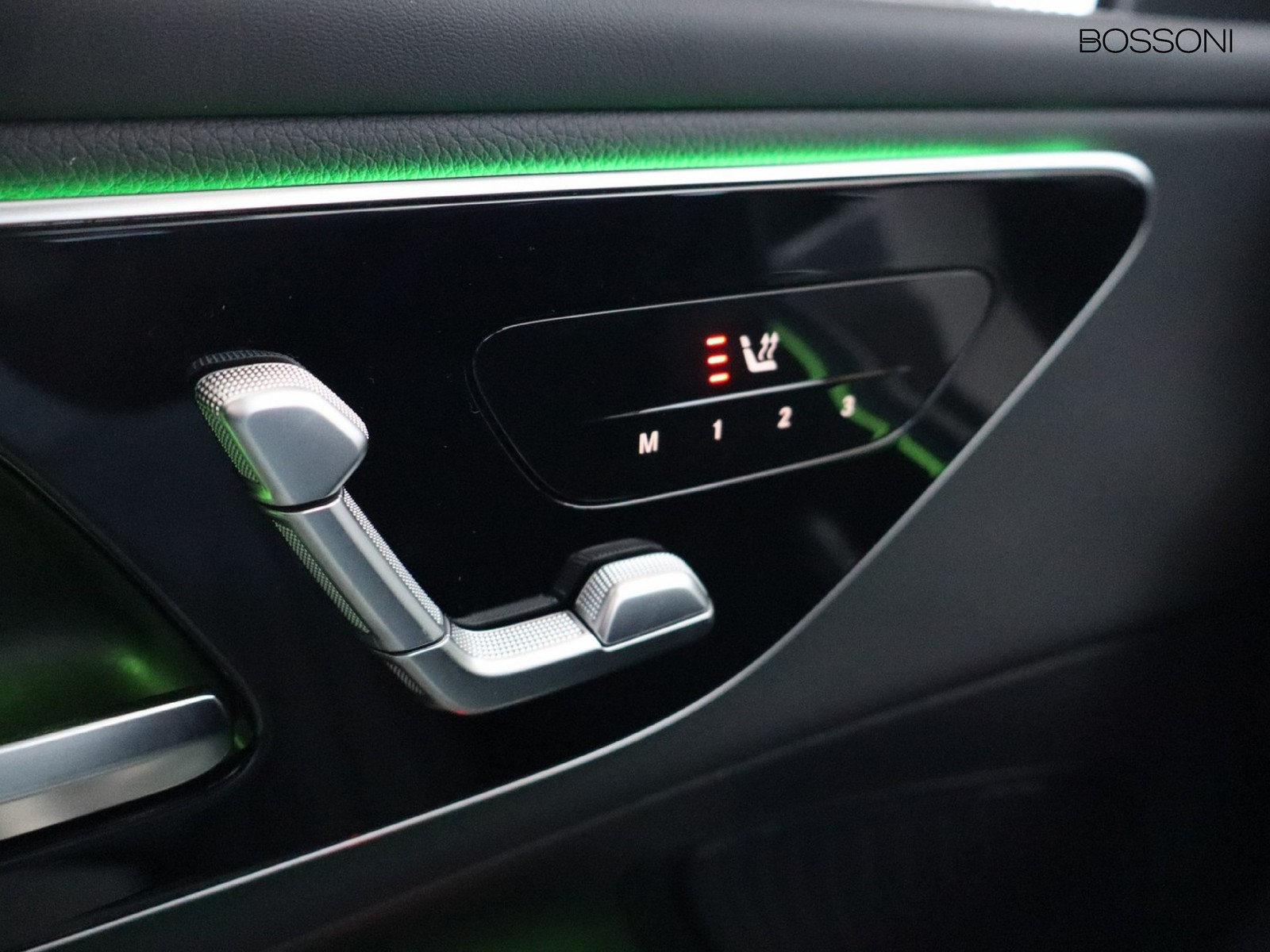 15 - Mercedes GLC coupe 220 d amg line premium 4matic 9g-tronic