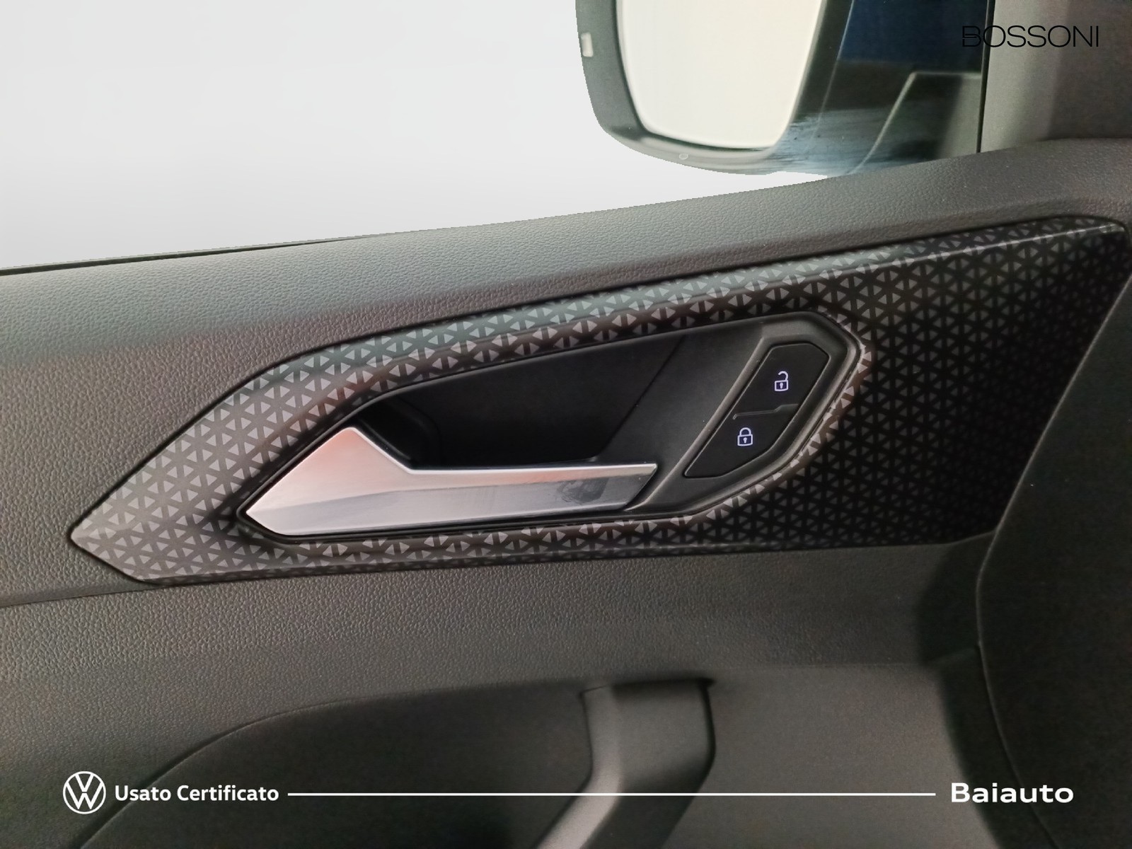 18 - Volkswagen T-Cross 1.0 tsi 110cv advanced