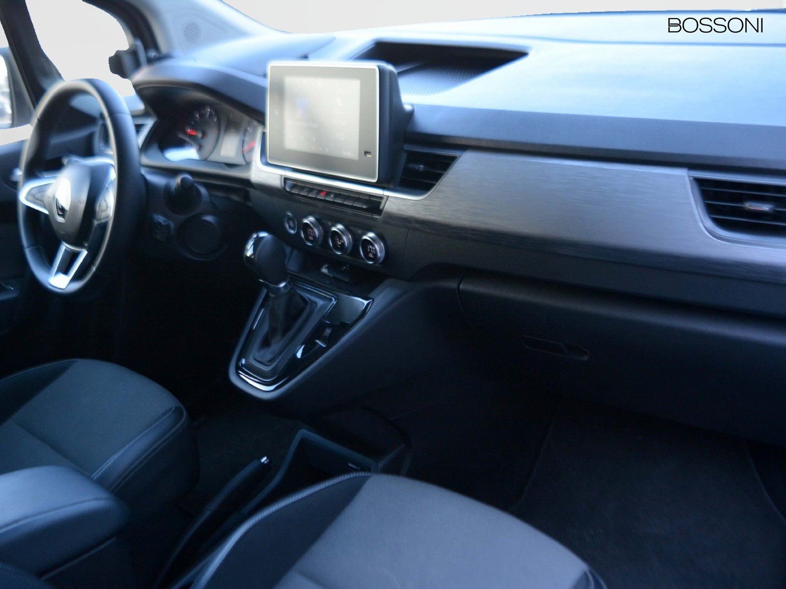 8 - Renault Kangoo 1.5 blue dci equilibre edc