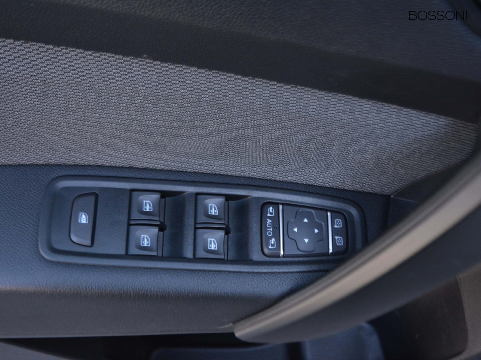 15 - Renault Kangoo 1.5 blue dci equilibre edc