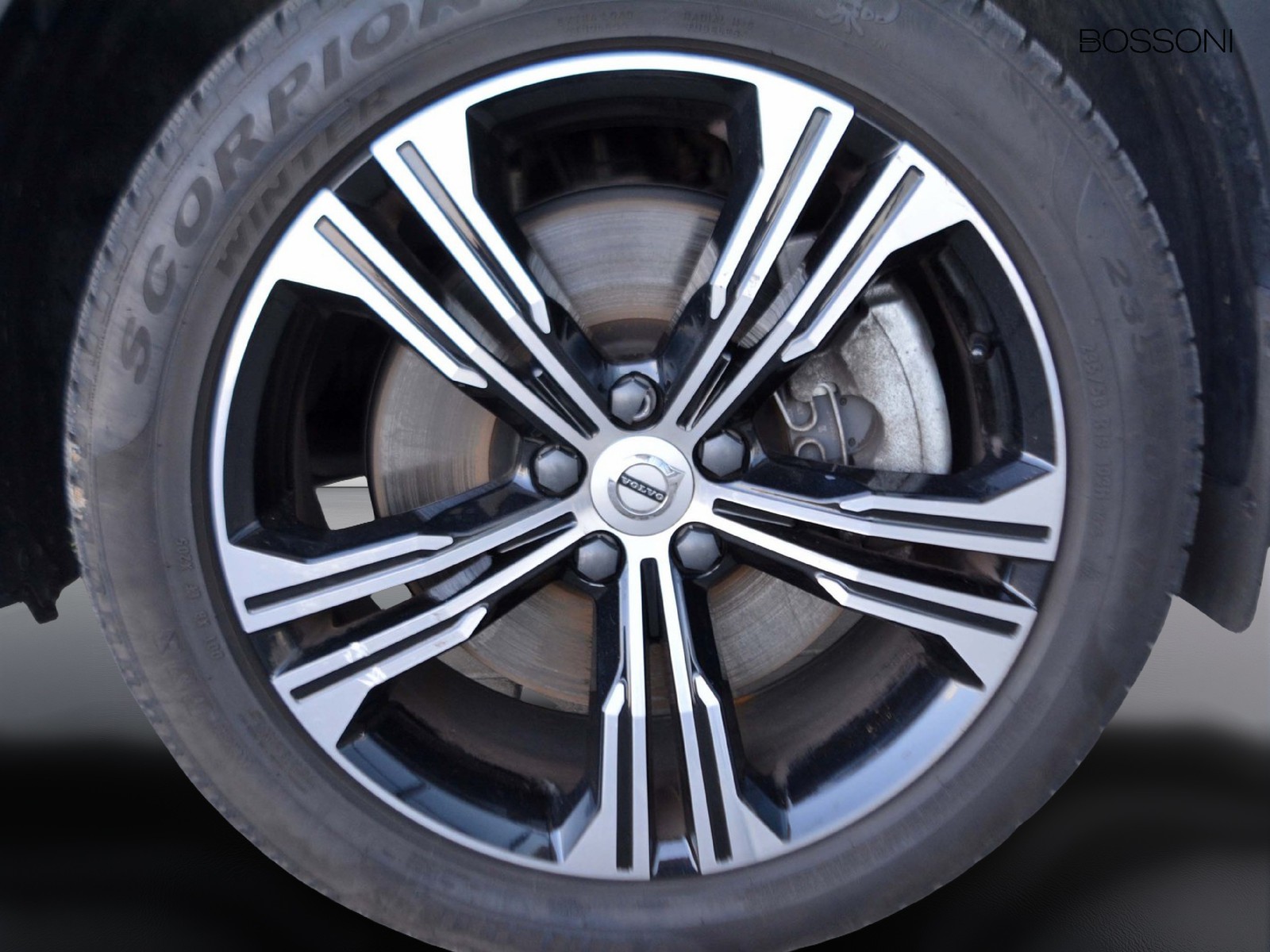 17 - Volvo XC40 1.5 t5 recharge plug-in-hybrid inscription expression geartronic my21