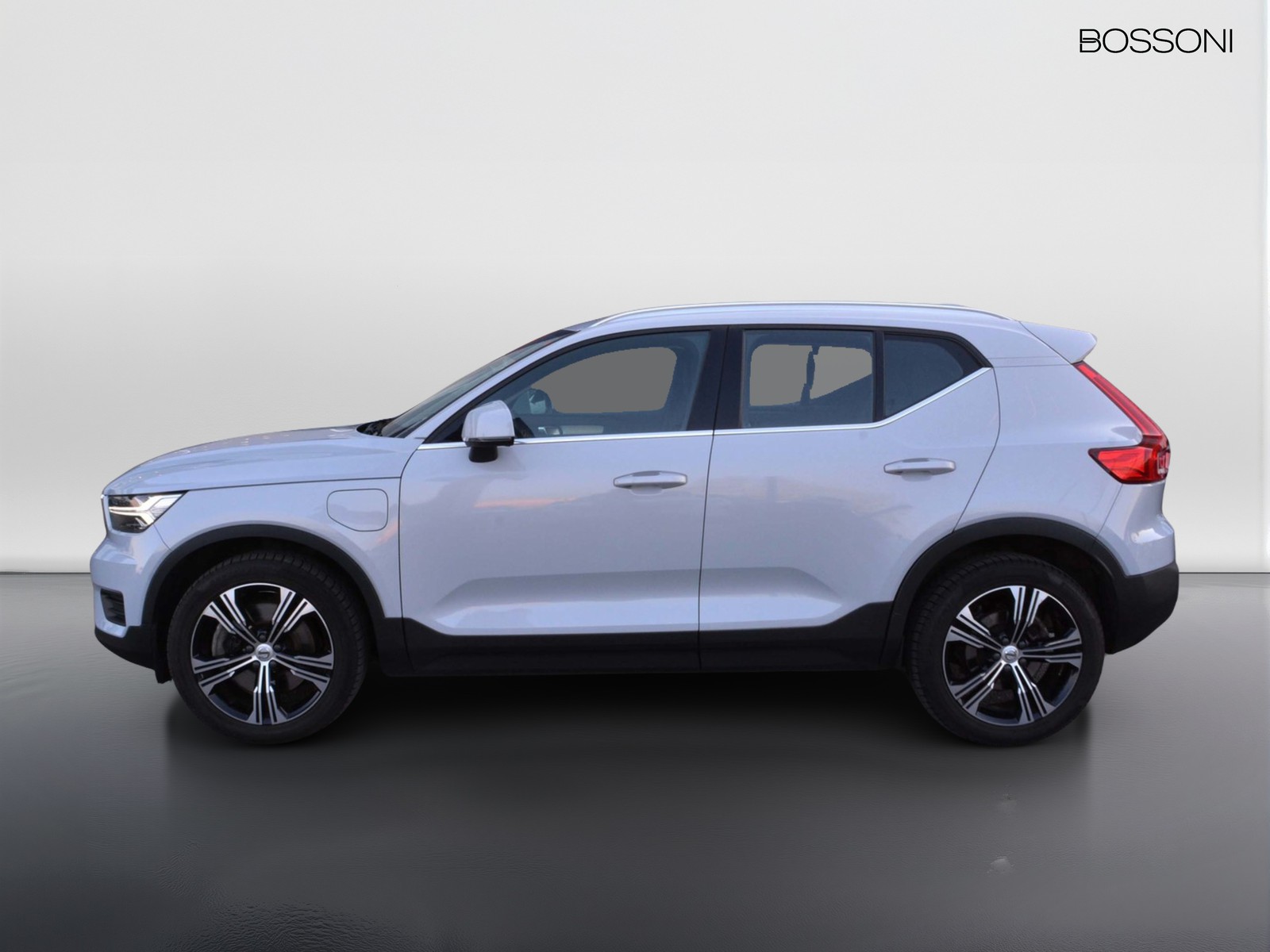 24 - Volvo XC40 1.5 t5 recharge plug-in-hybrid inscription expression geartronic my21